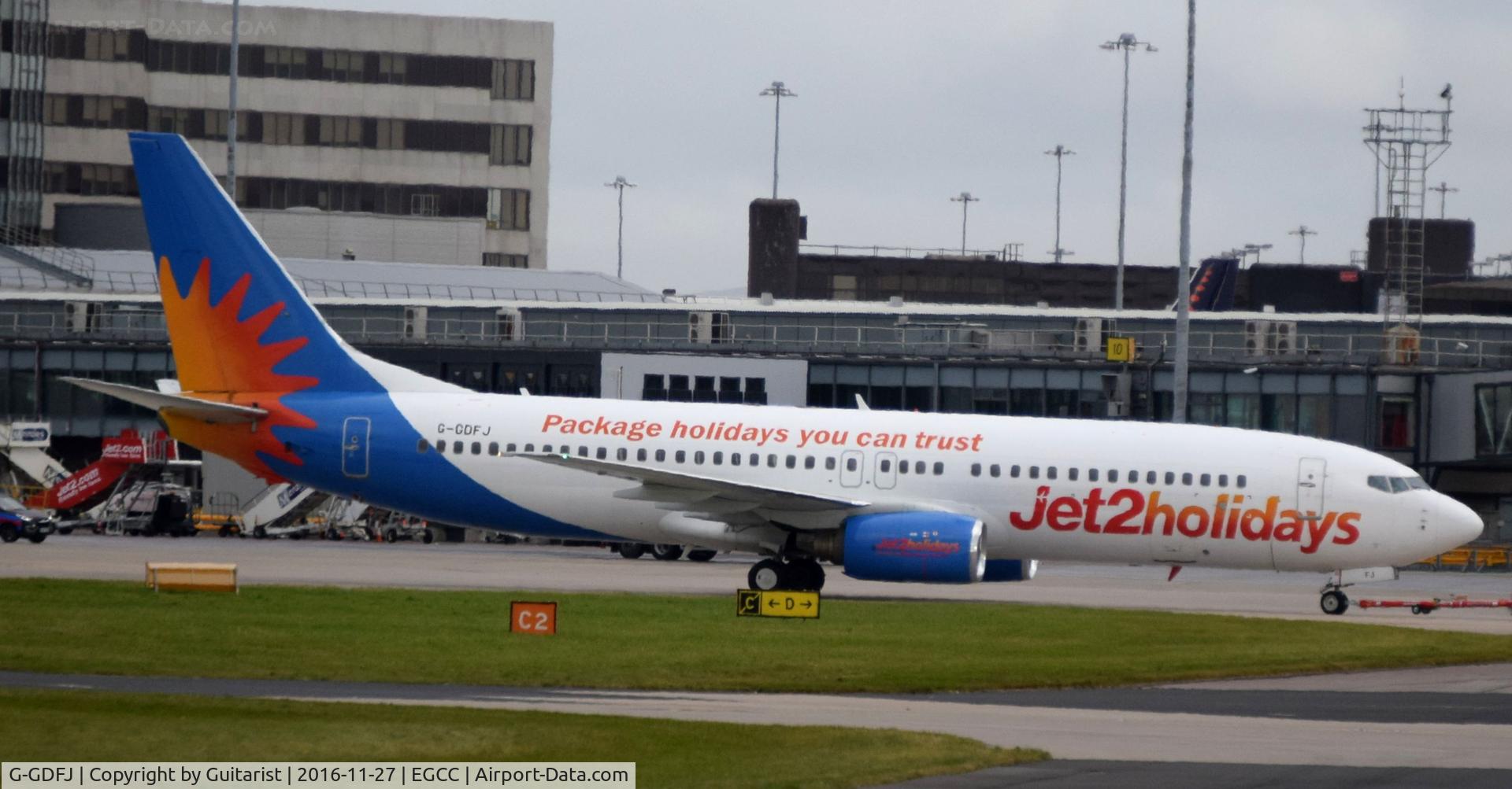 G-GDFJ, 2000 Boeing 737-804 C/N 28229, At Manchester