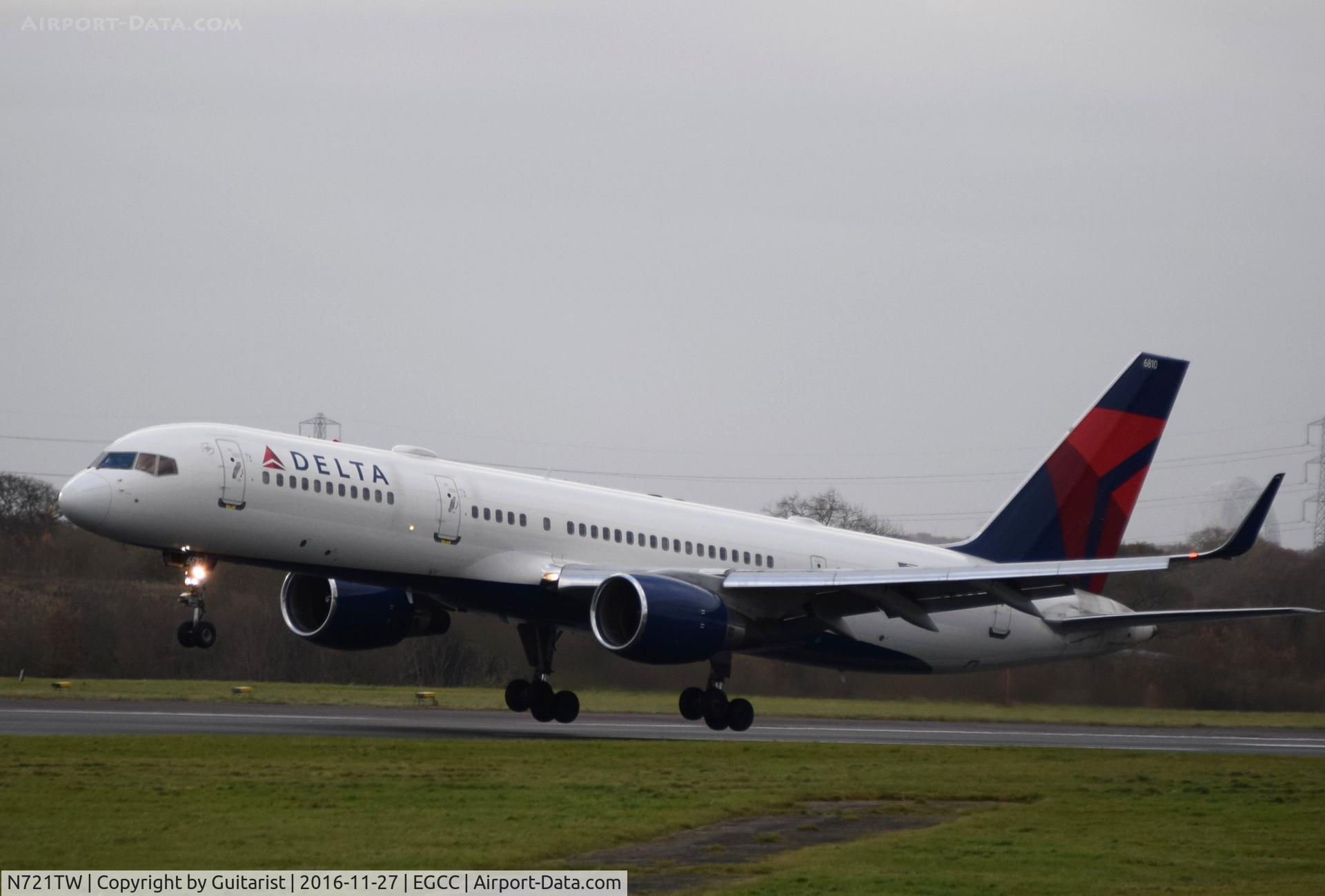 N721TW, 1999 Boeing 757-231 C/N 29954, At Manchester