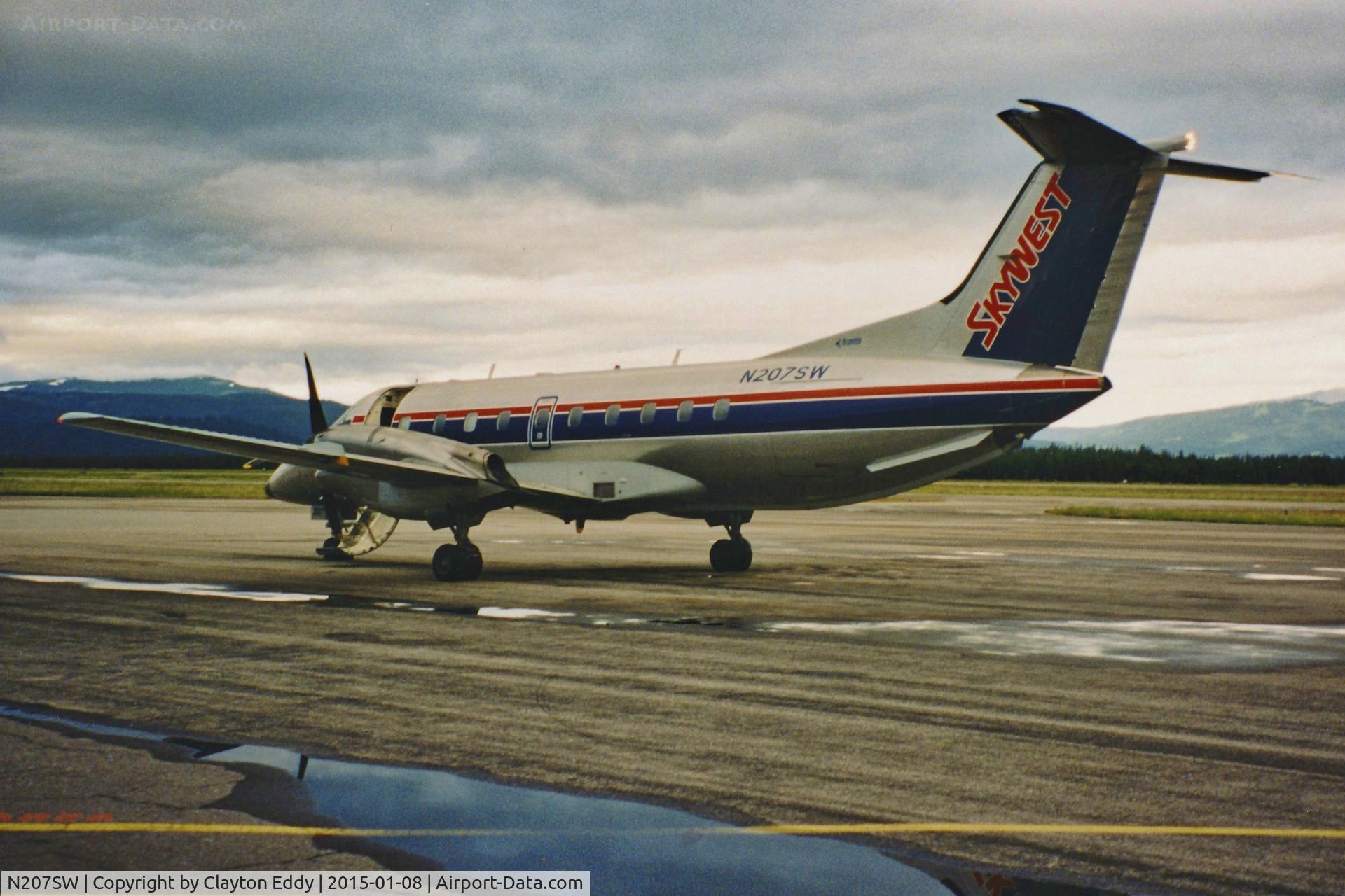 N207SW, 1992 Embraer EMB-120ER Brasilia C/N 120266, Yellowstone Airport?