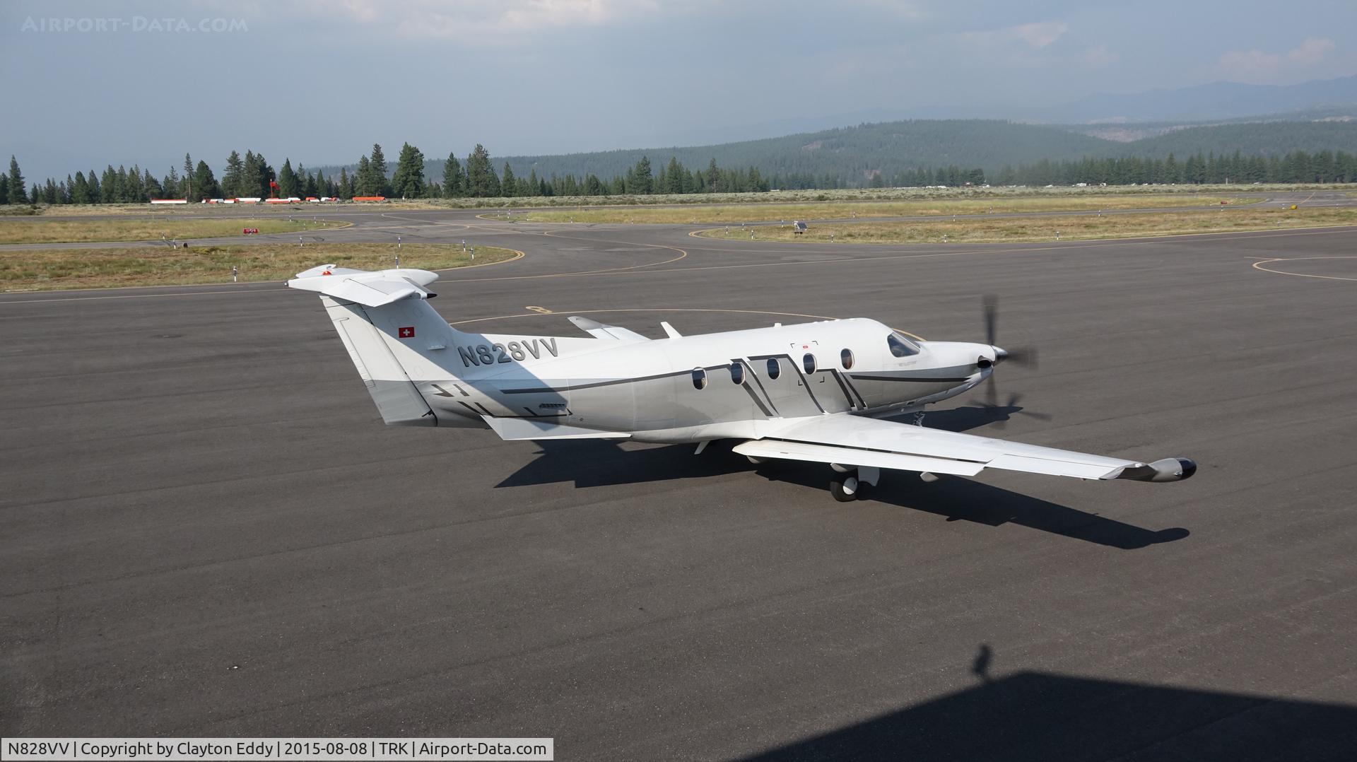 N828VV, 2007 Pilatus PC-12/47 C/N 826, Truckee Airport California 2015