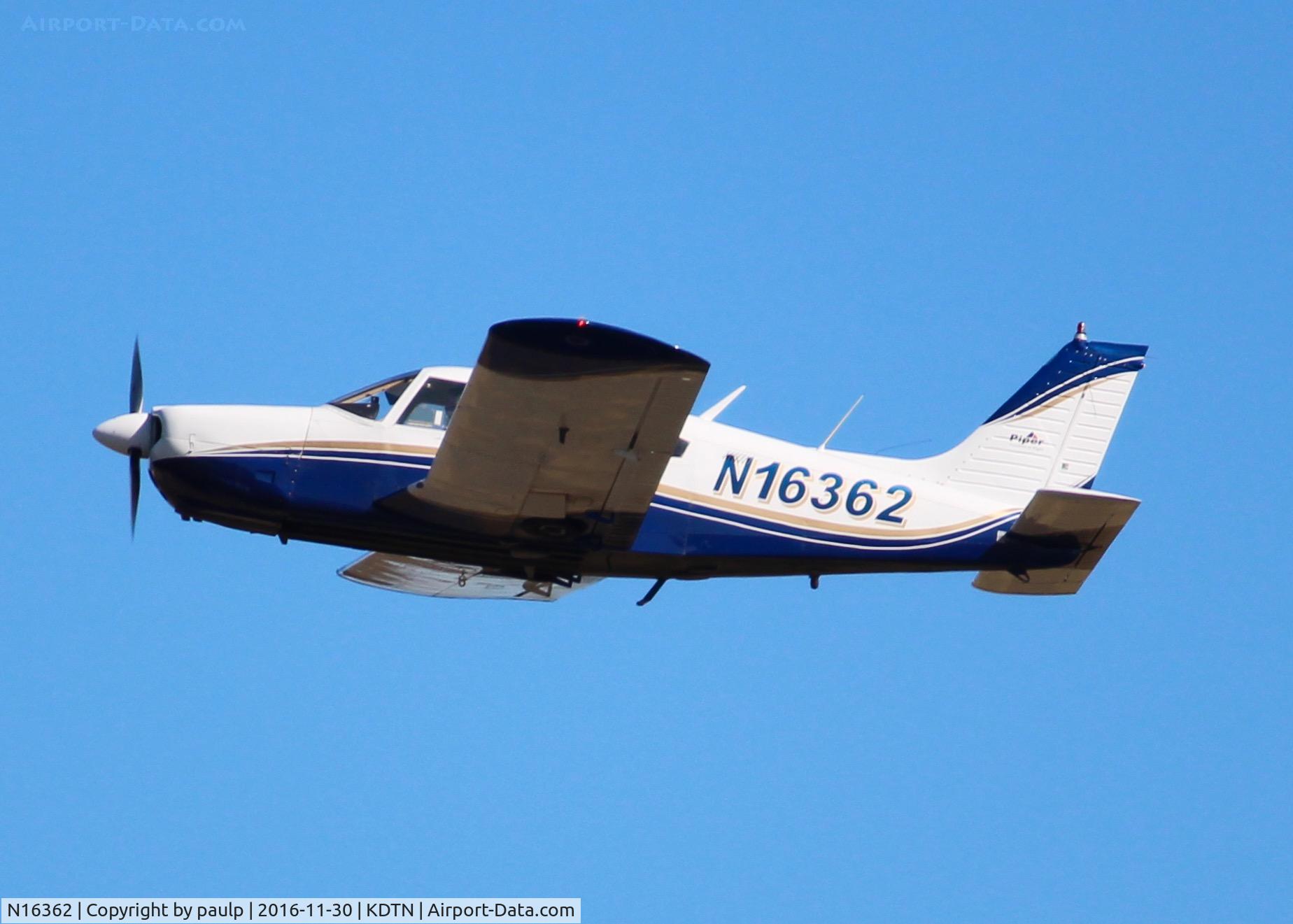 N16362, 1973 Piper PA-28R-200 Cherokee Arrow C/N 28R-7335135, At Downtown Shreveport.
