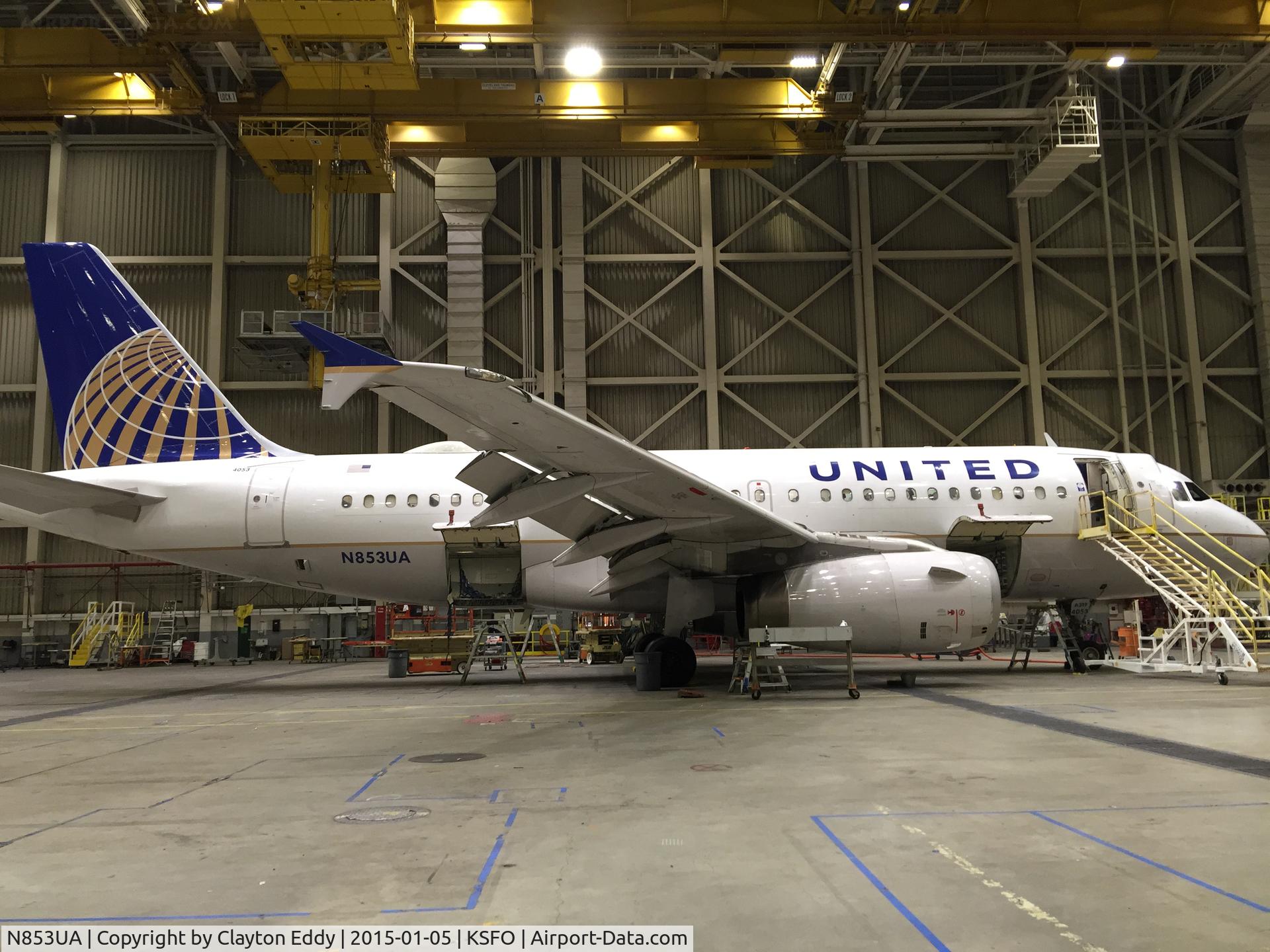 N853UA, 2002 Airbus A319-131 C/N 1688, SFO 2015