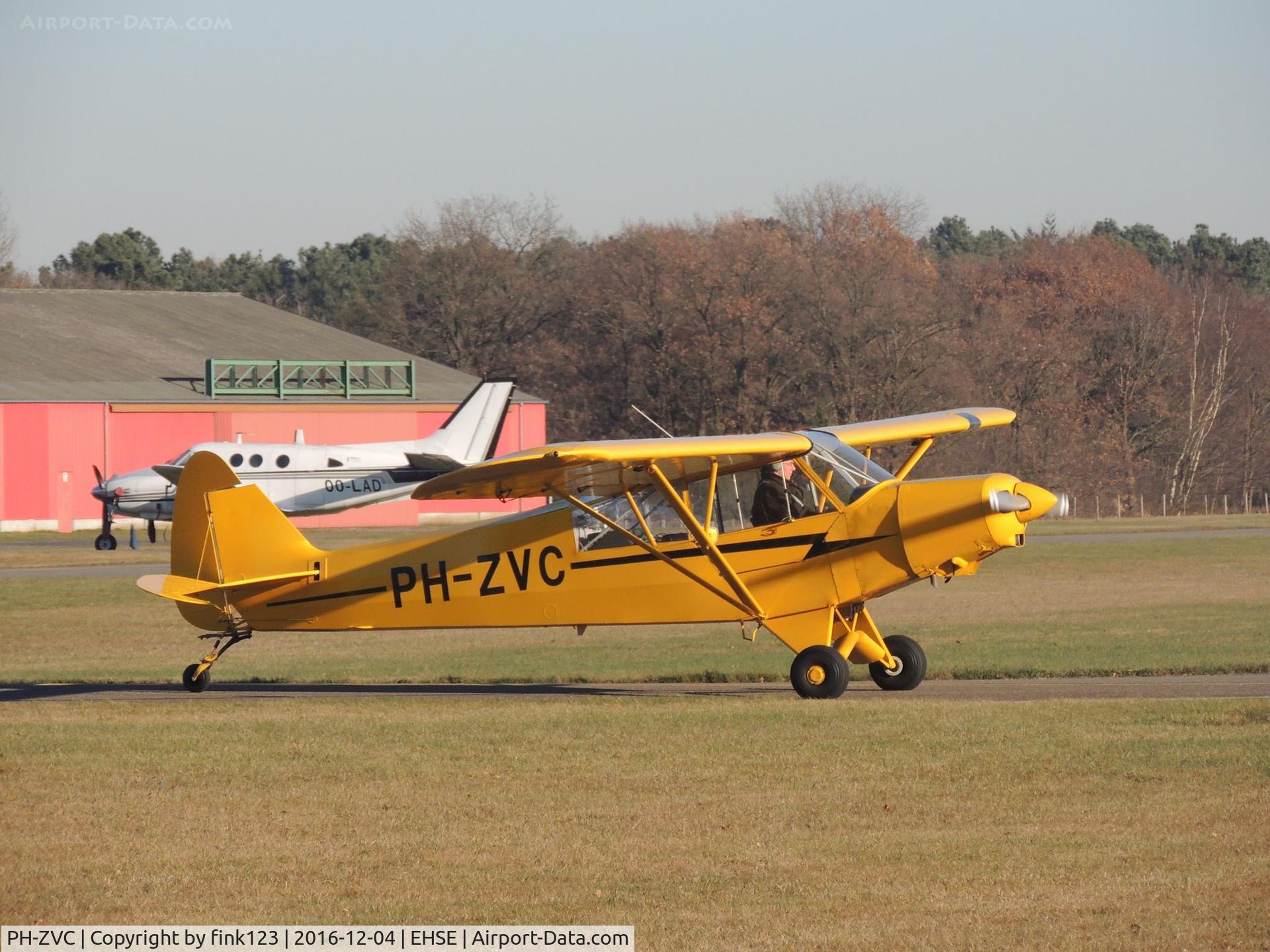 PH-ZVC, 1954 Piper L-21B Super Cub (PA-18-135) C/N 18-3855, old plane ready for departure