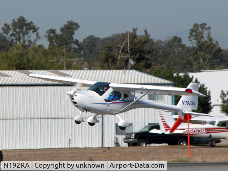 N192RA, 2007 Remos G-3/600 Mirage C/N 192, Cross wind landing