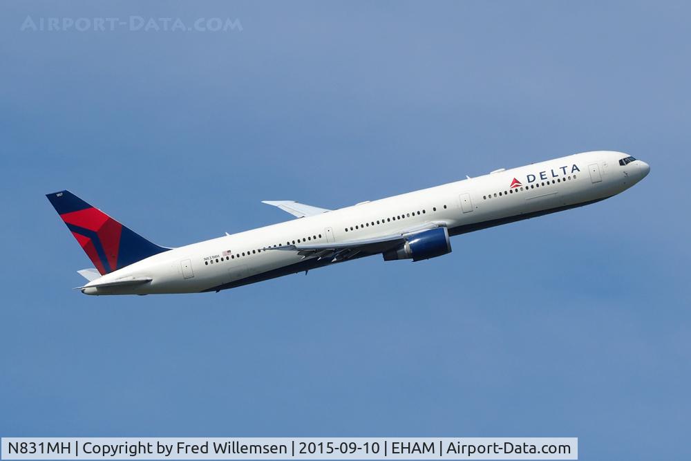 N831MH, 2000 Boeing 767-432/ER C/N 29702, Delta