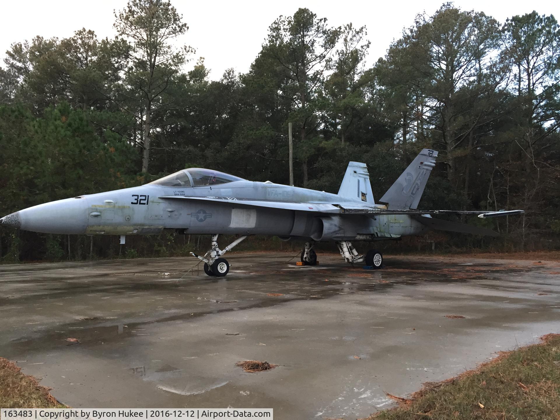 163483, 1988 McDonnell Douglas F/A-18C Hornet C/N 0714/C042, F/A-18C found 