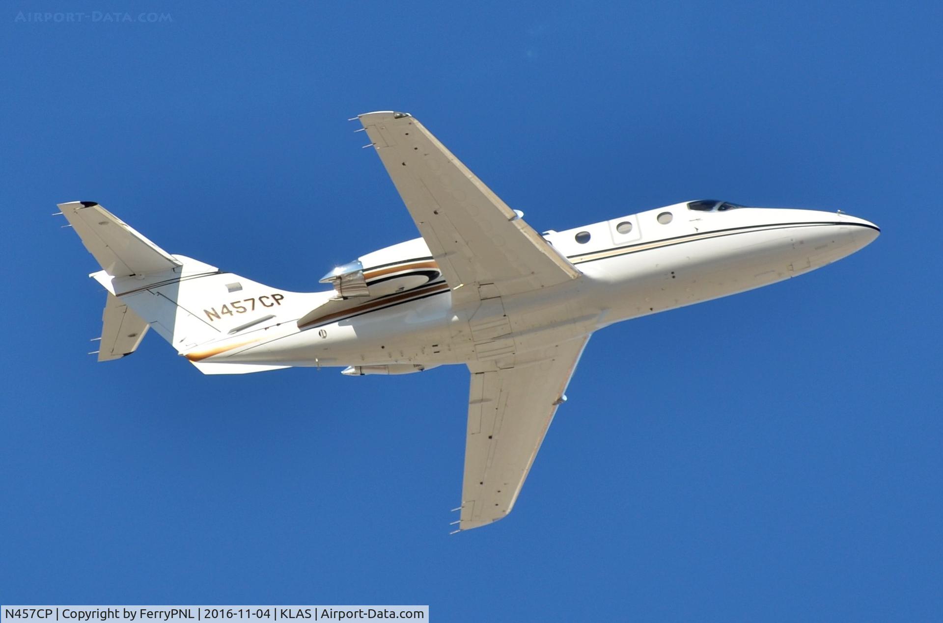 N457CP, 2008 Hawker Beechcraft 400A Beechjet C/N RK-557, Hawker 400A departing.