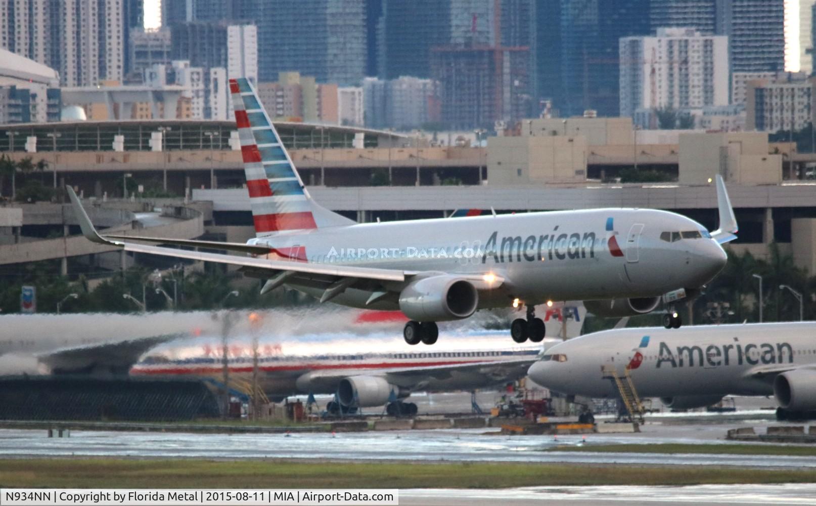 N934NN, 2013 Boeing 737-823 C/N 33489, American