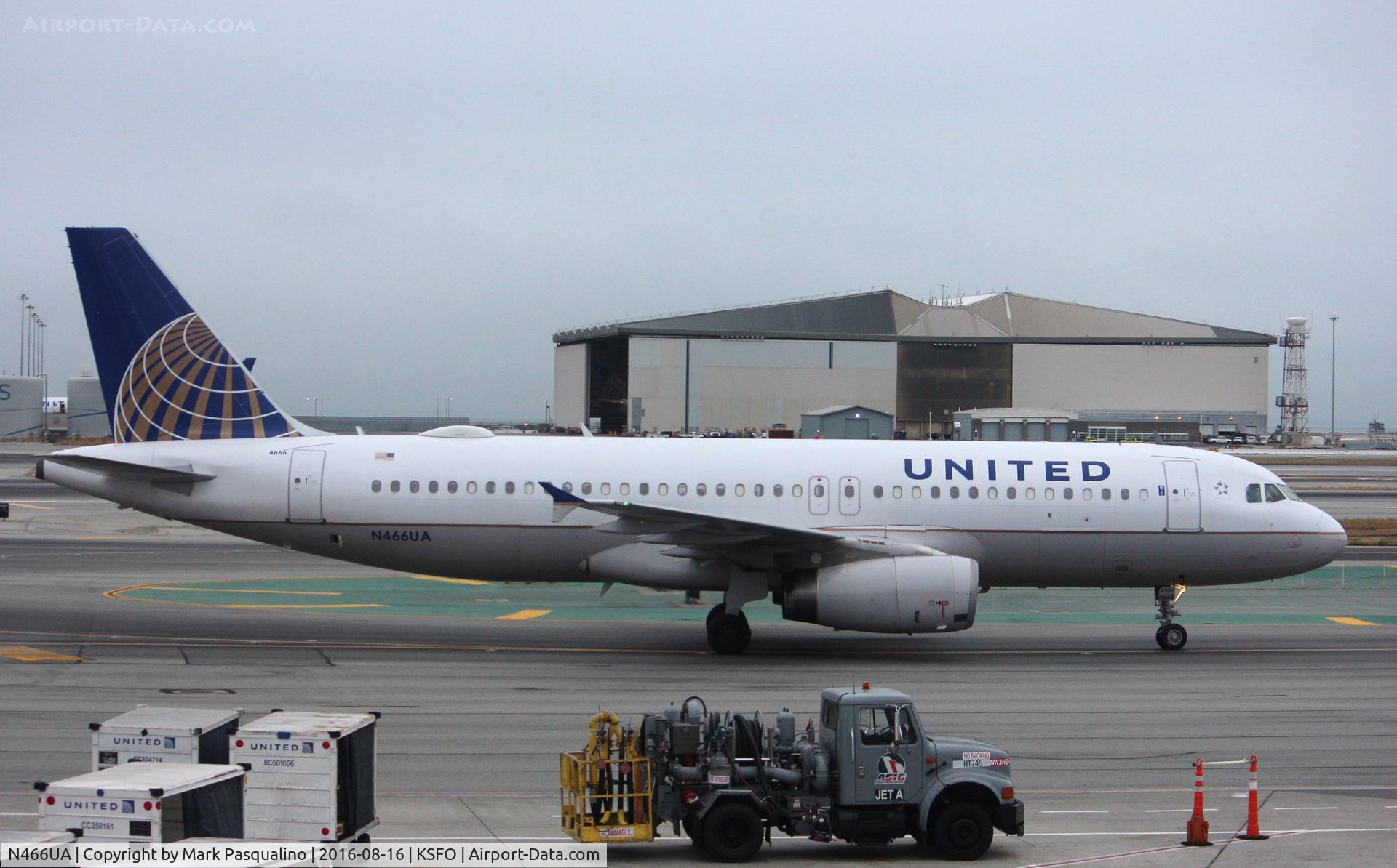 N466UA, 2000 Airbus A320-232 C/N 1343, Airbus A320