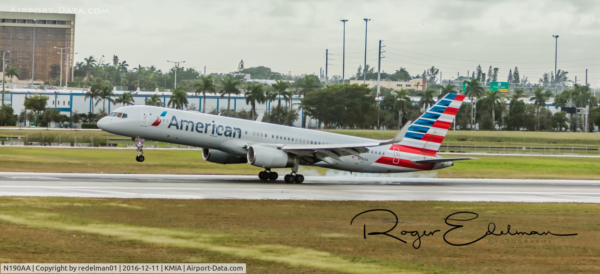 N190AA, 2001 Boeing 757-223 C/N 32384, Taken @ KMIA