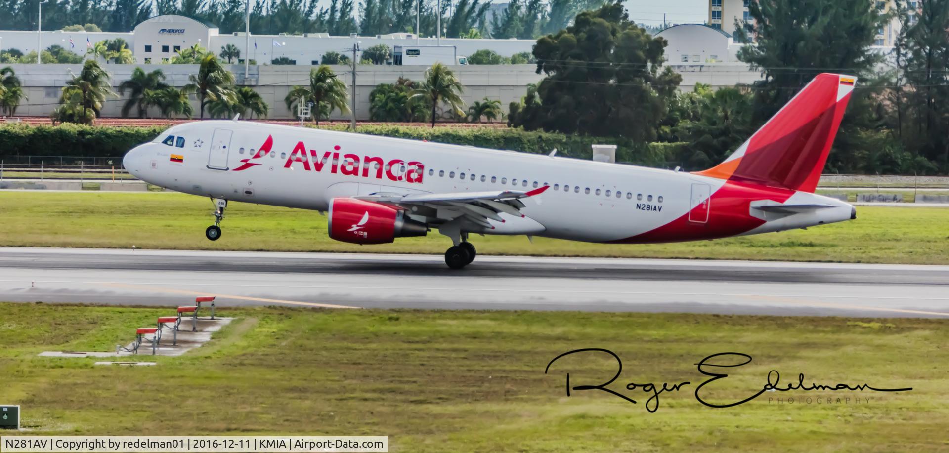 N281AV, 2010 Airbus A320-214 C/N 4281, Taken @ KMIA