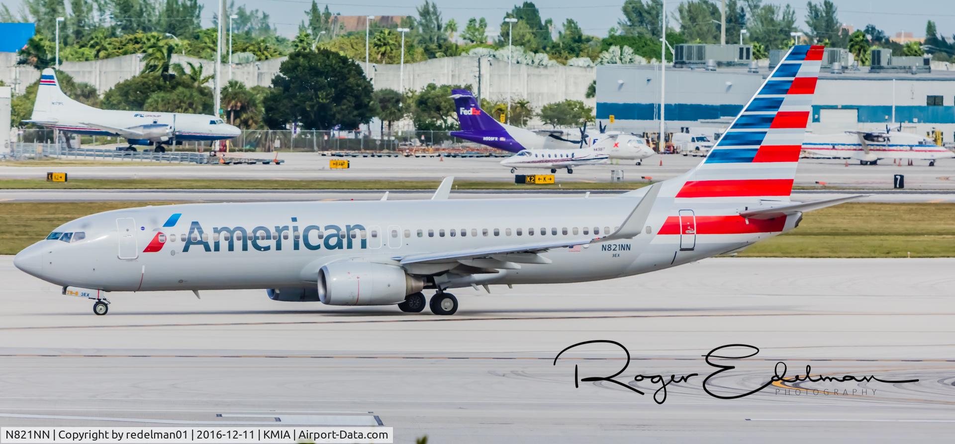 N821NN, 2009 Boeing 737-823 C/N 30912, Taken @ KMIA