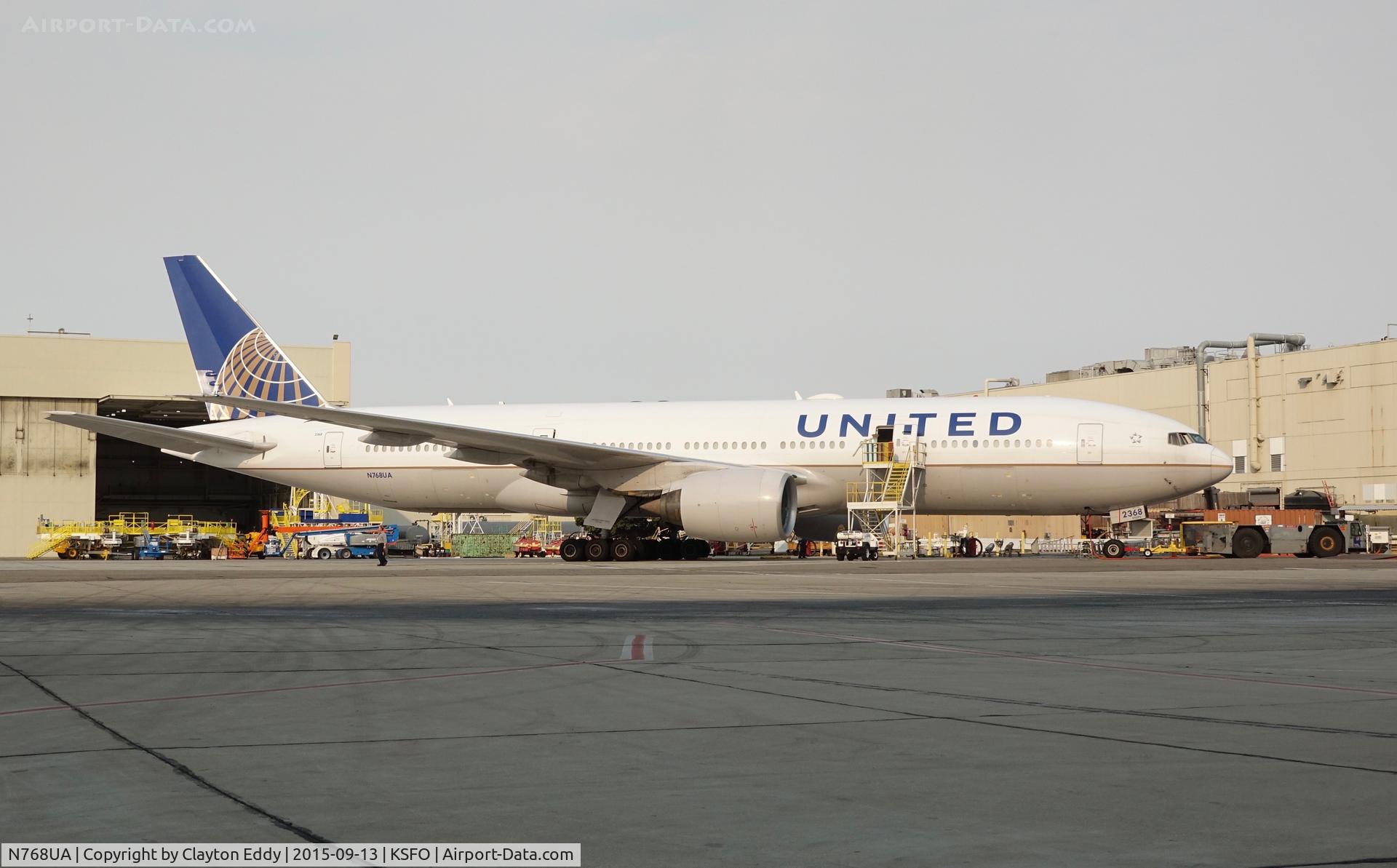 N768UA, 1995 Boeing 777-222 C/N 26919, SFO 2015