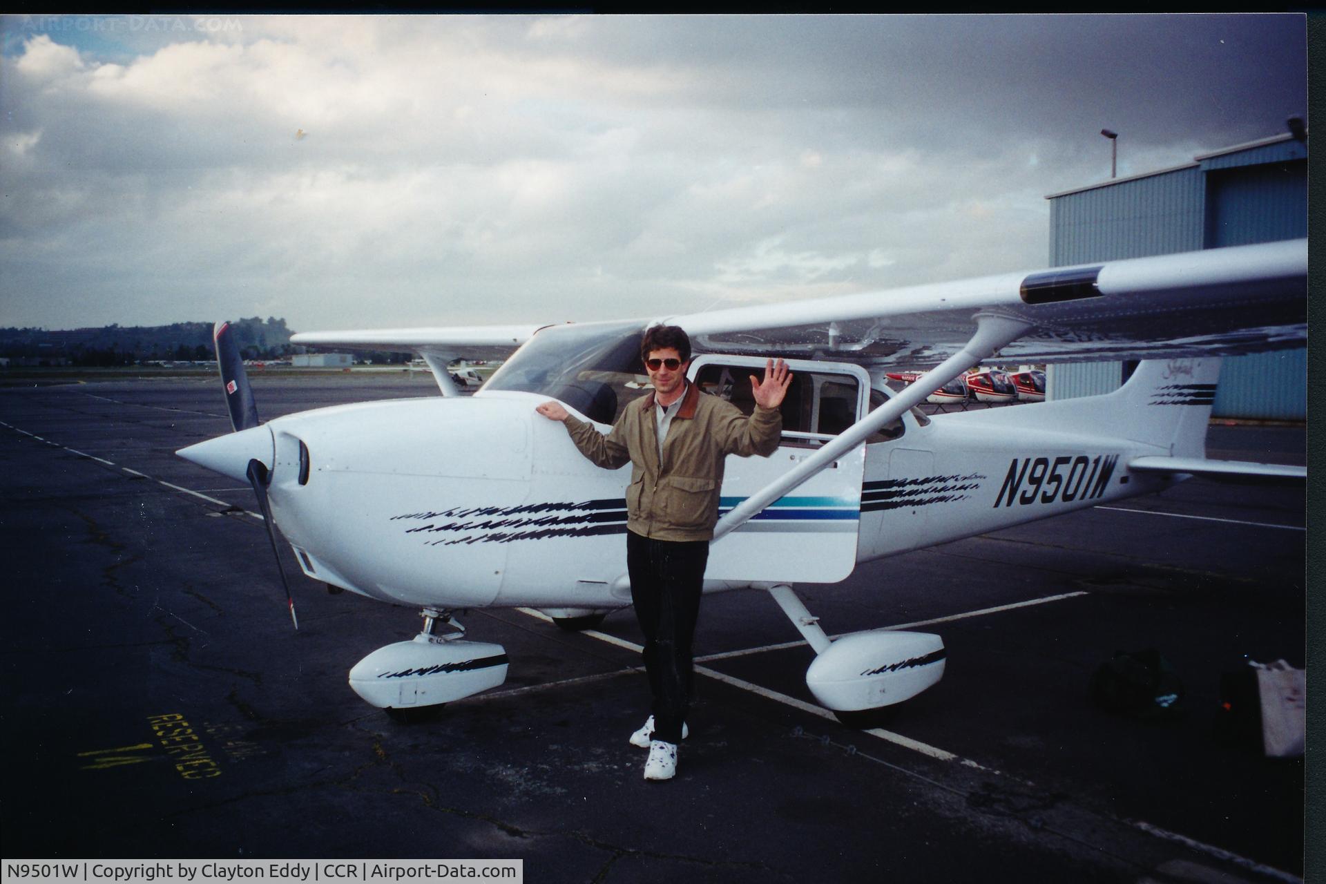 N9501W, 1997 Cessna 172R C/N 17280304, Concord Airport 2013