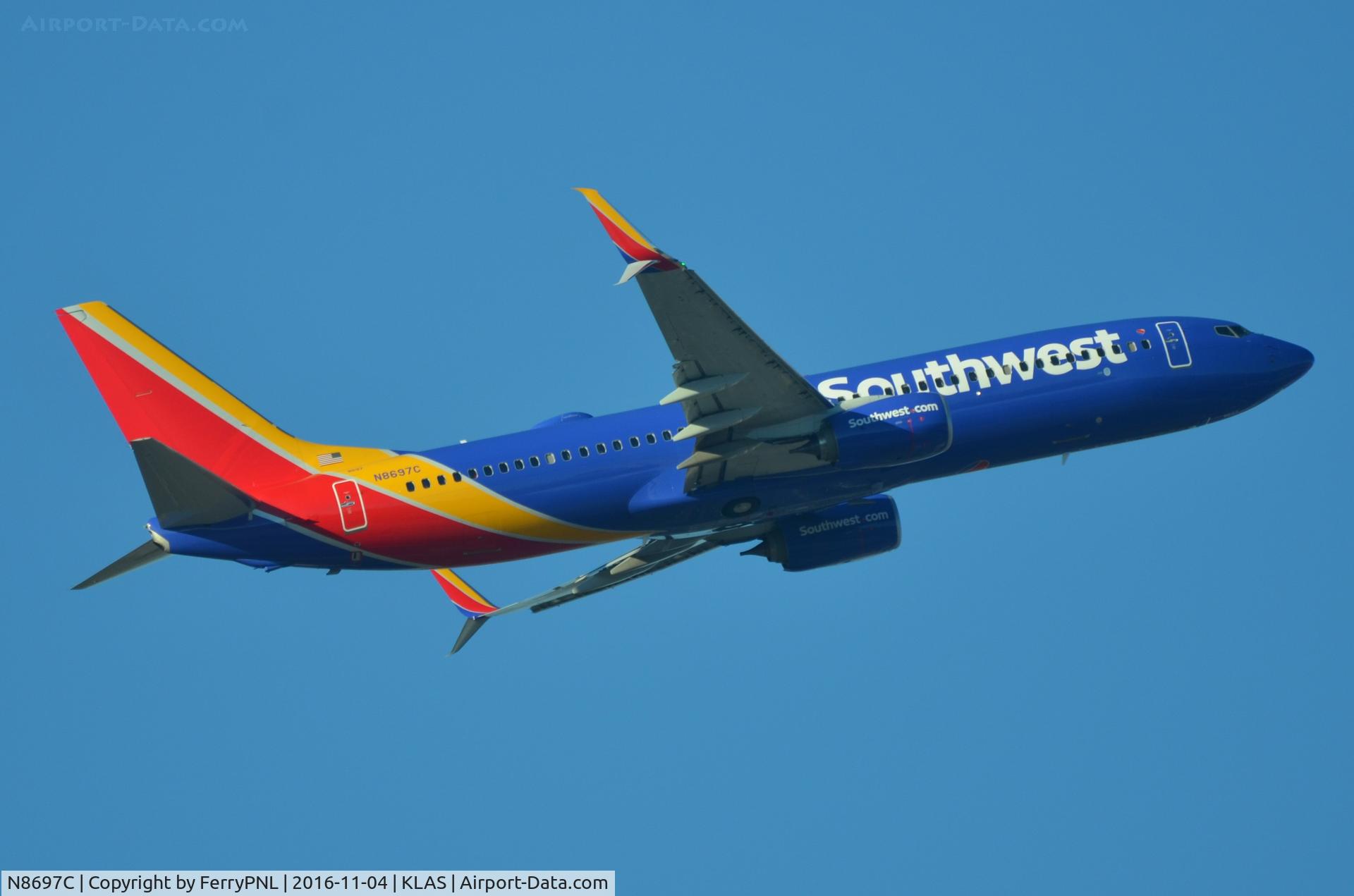 N8697C, 2016 Boeing 737-8H4 C/N 36728, Southwest B738 departing LAS