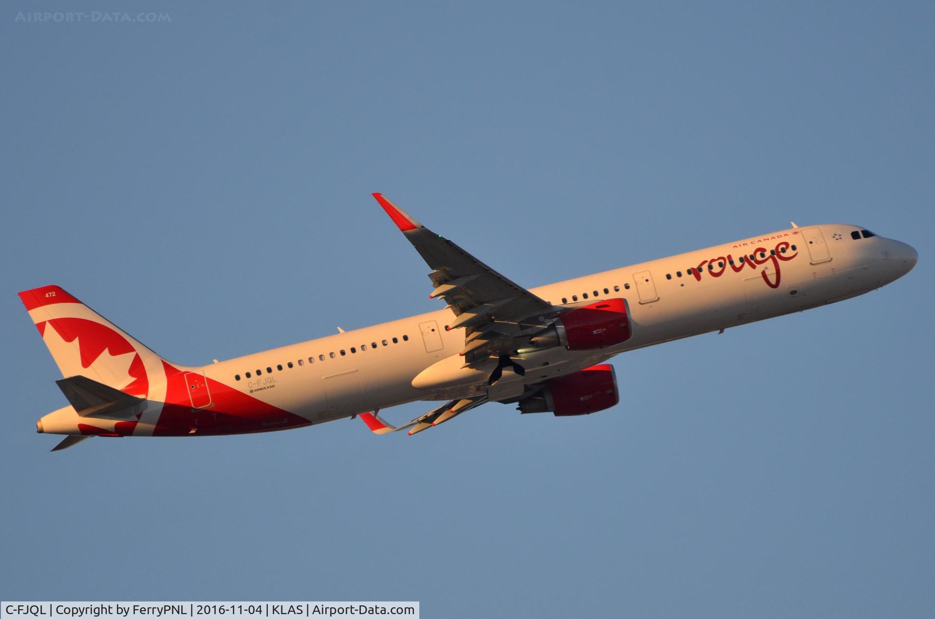 C-FJQL, 2016 Airbus A321-211 C/N 7117, Rouge A321 taking-off.