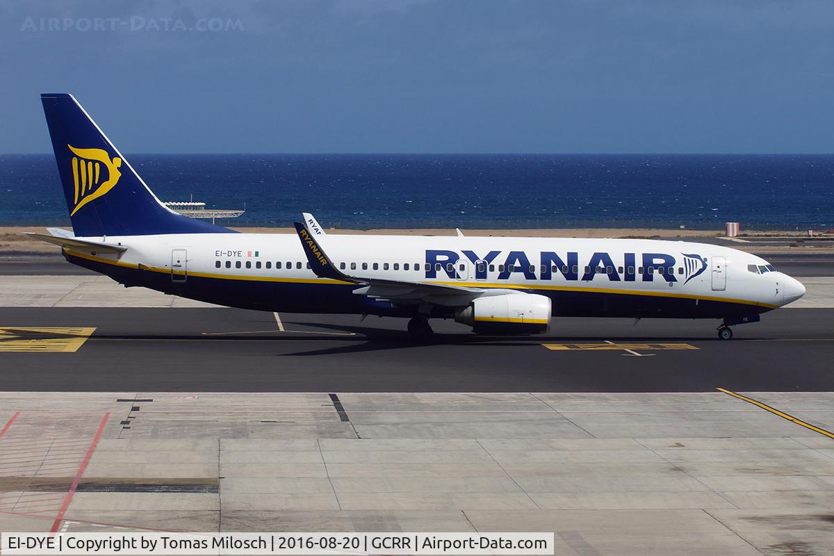 EI-DYE, 2008 Boeing 737-8AS C/N 36568, 