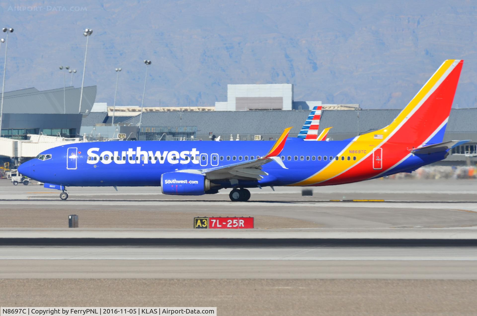 N8697C, 2016 Boeing 737-8H4 C/N 36728, Southwest B738