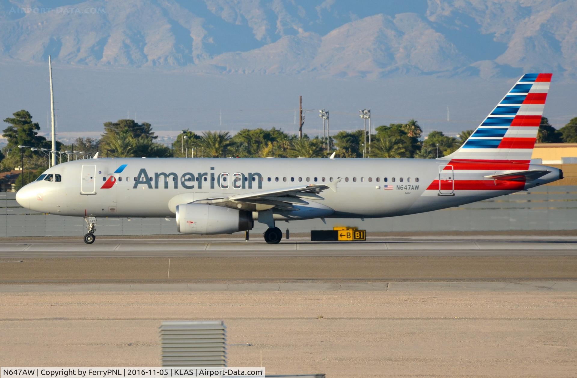 N647AW, 1997 Airbus A320-232 C/N 762, American A320 departing