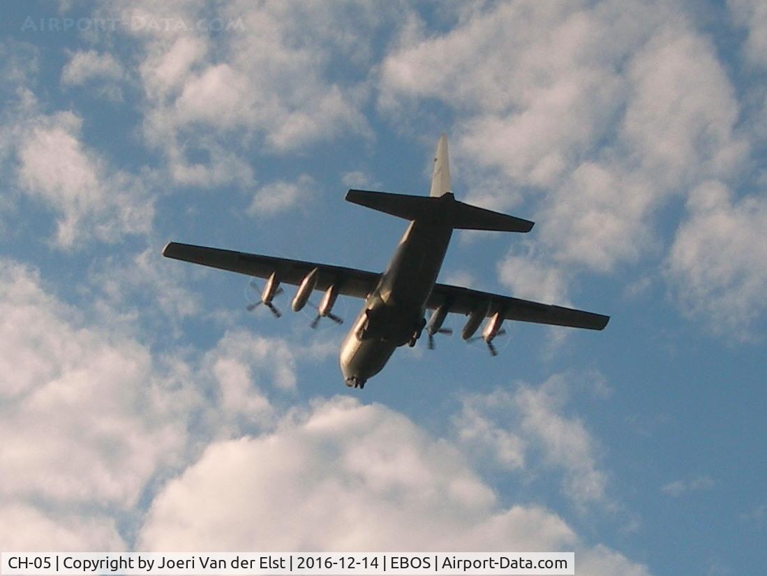 CH-05, 1972 Lockheed C-130H Hercules C/N 382-4470, Training flight