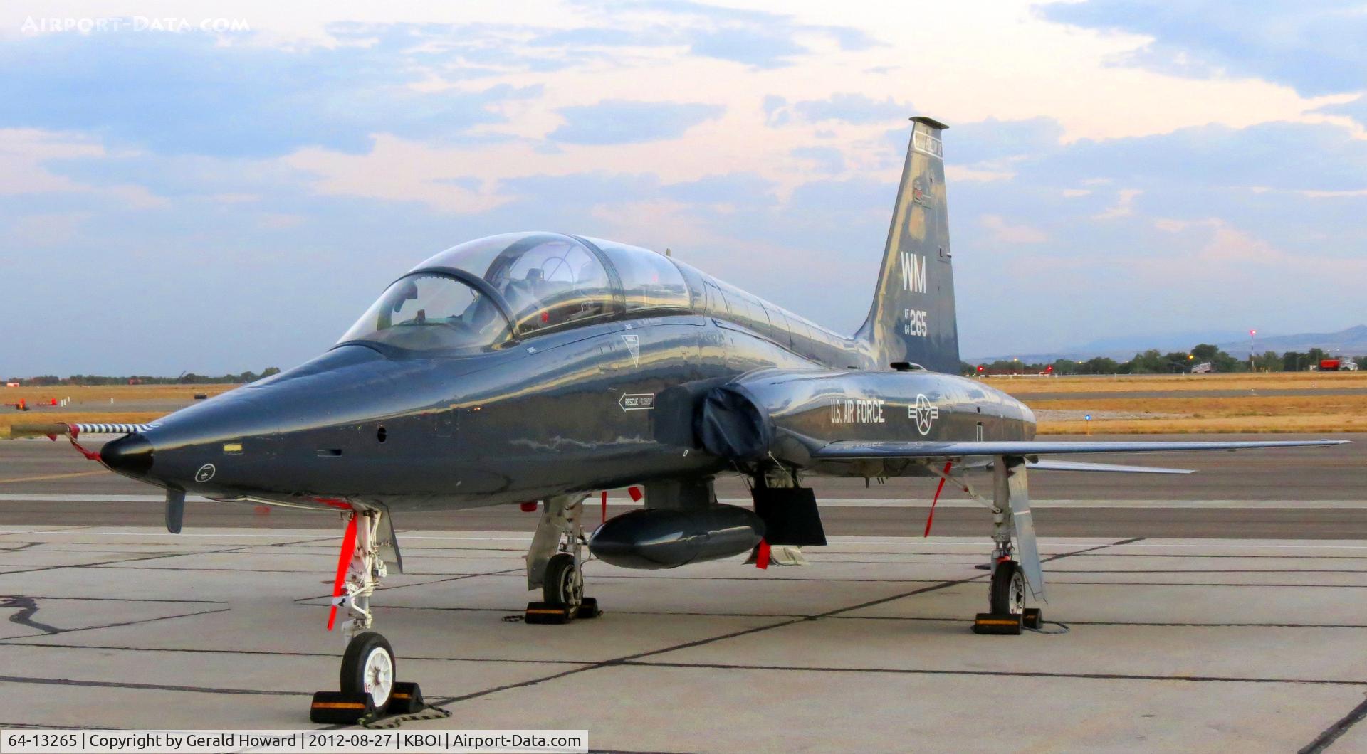 64-13265, 1964 Northrop T-38A Talon C/N N.5694, Parked on Western Ramp. 509th BW, Whiteman AFB, CA