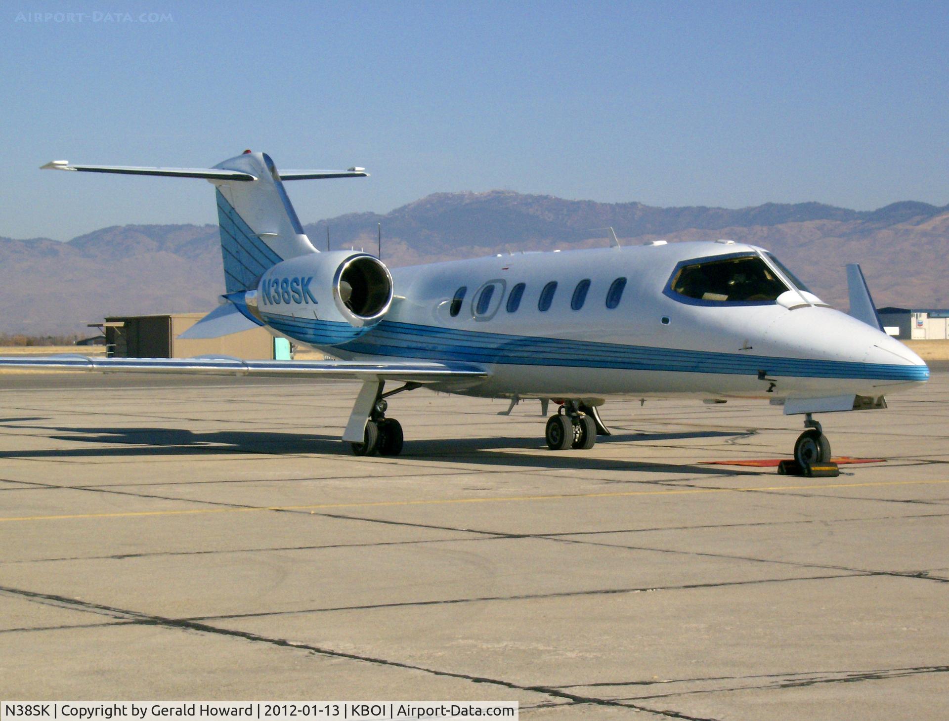 N38SK, 1992 Learjet 31A C/N 050, On western ramp.