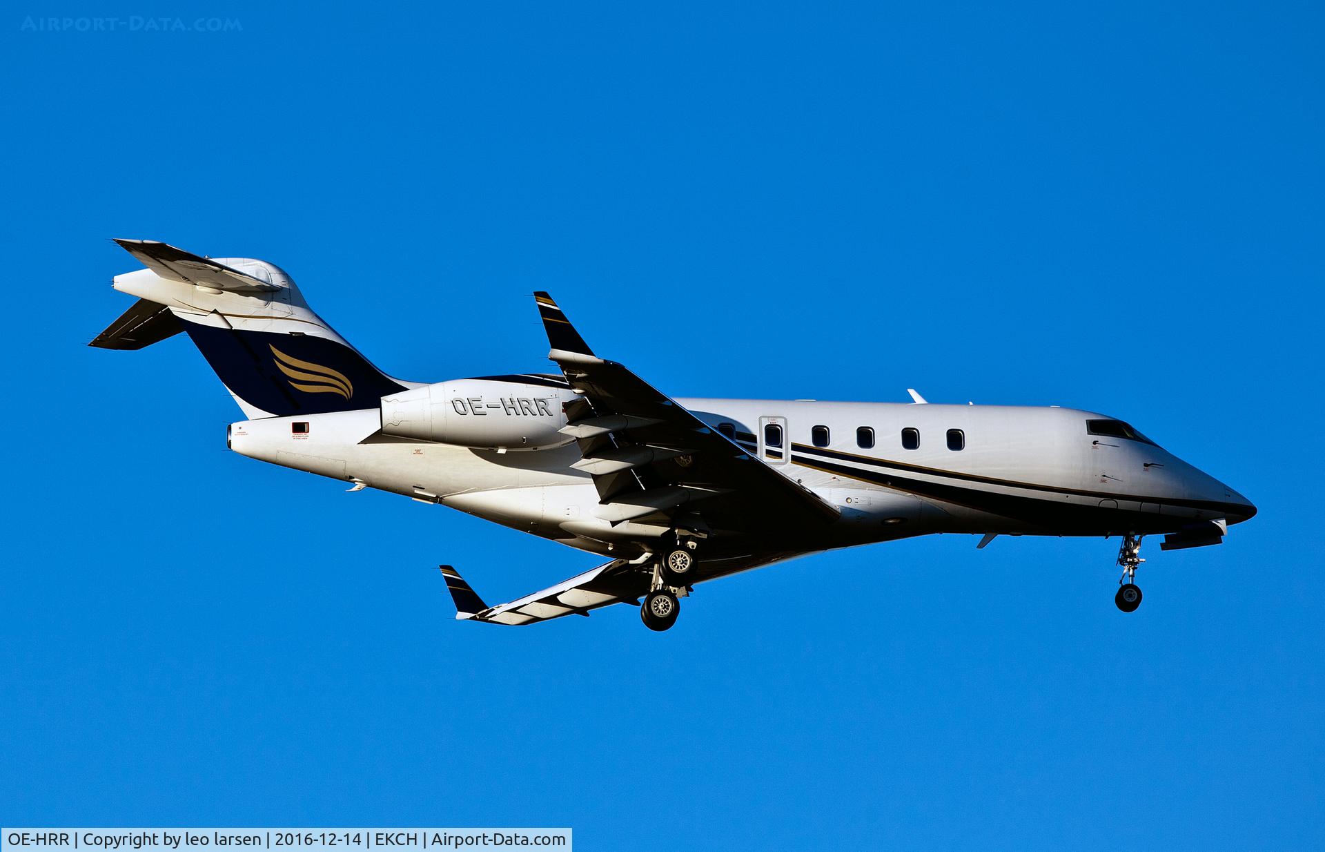 OE-HRR, 2004 Bombardier Challenger 300 (BD-100-1A10) C/N 20033, Copenhagen 14.12.16 app to R-04L