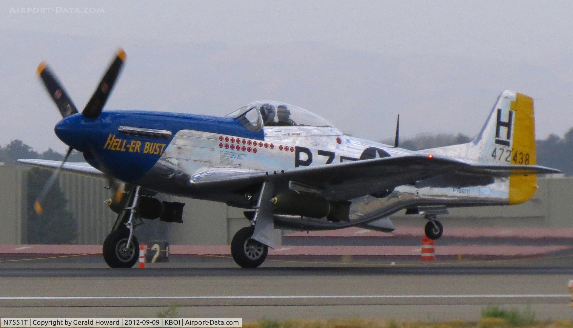 N7551T, 1944 North American P-51D Mustang C/N 122-38997, Landing on RWY 10L.