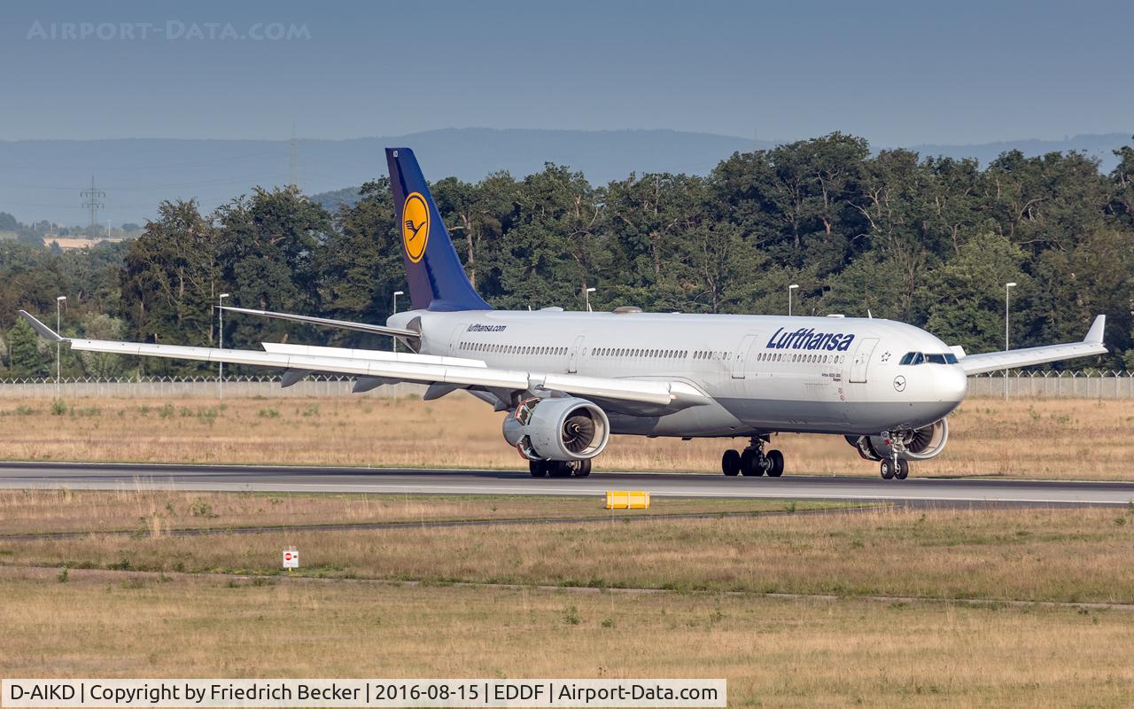D-AIKD, 2004 Airbus A330-343X C/N 629, decelerating after touchdown on runway 07L