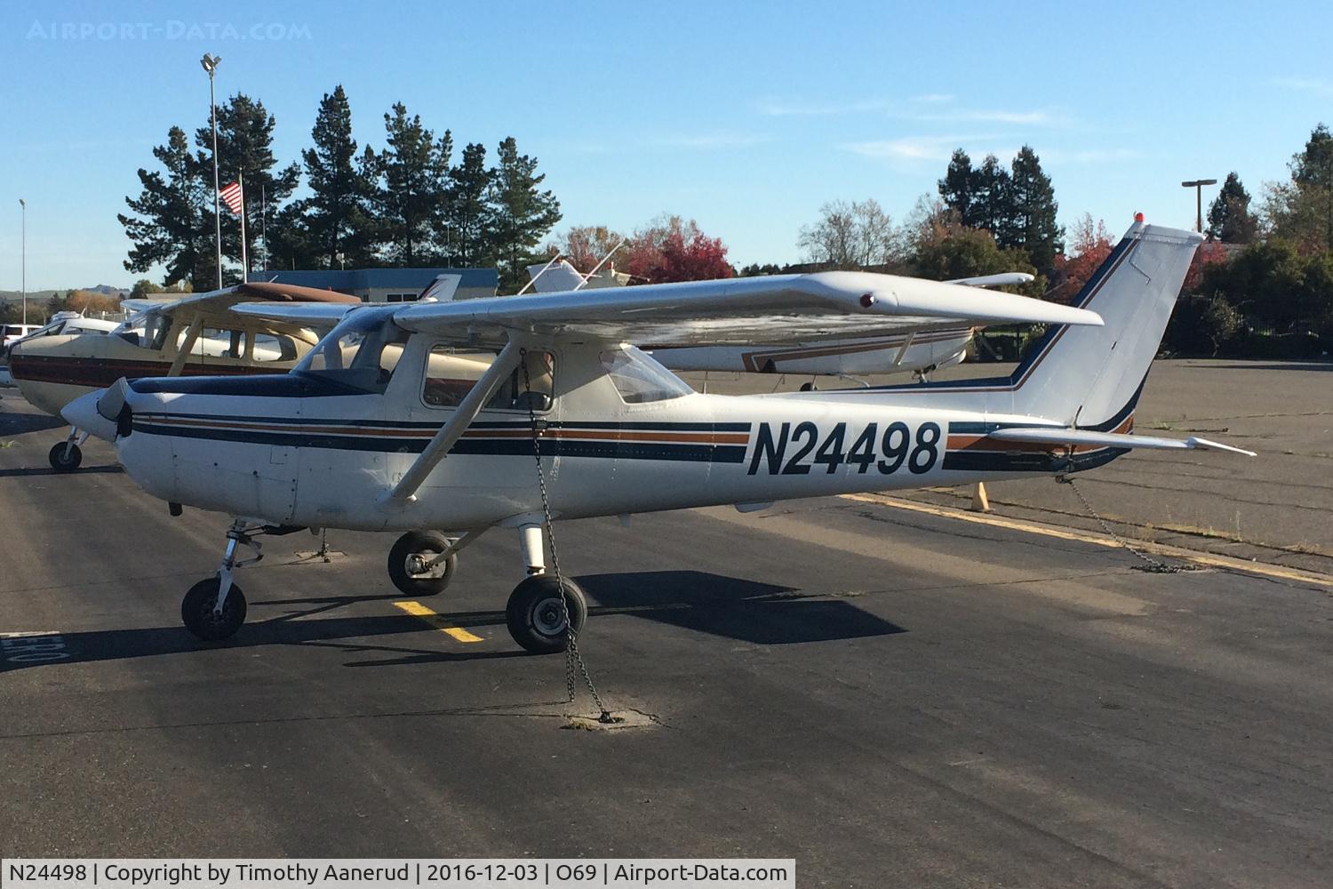 N24498, 1977 Cessna 152 C/N 15280290, 1977 Cessna 152, c/n: 15280290