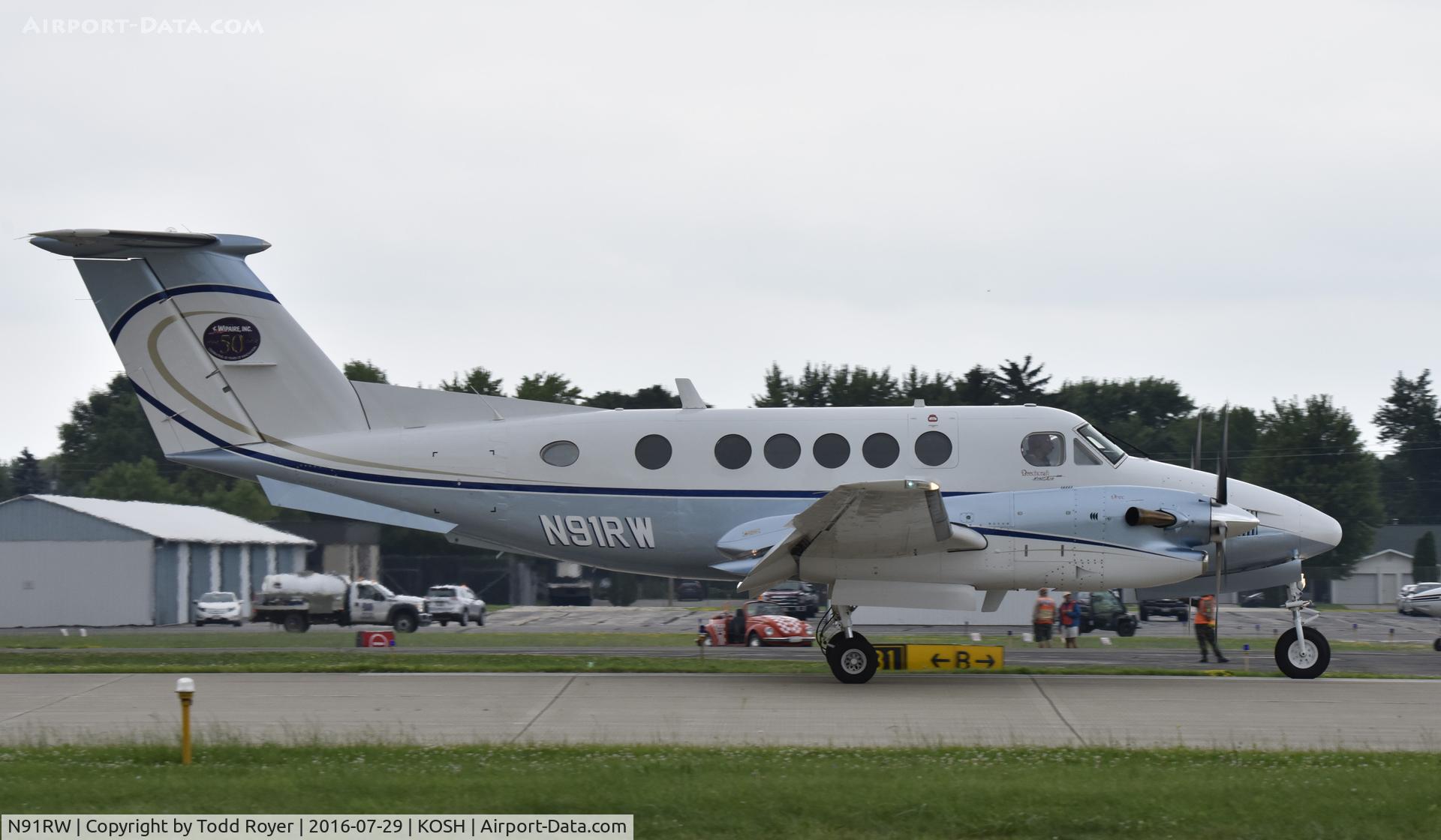 N91RW, 1984 Beech 300 C/N FA-21, Airventure 2016