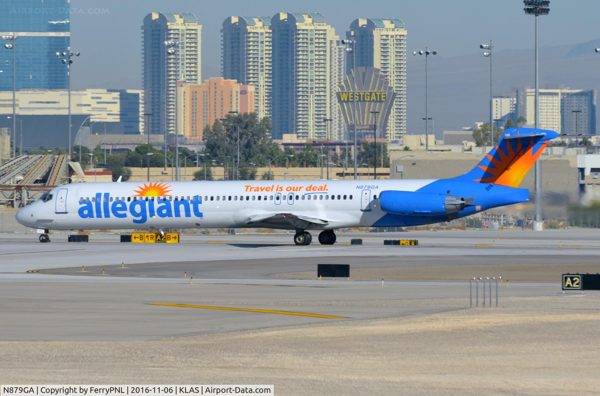 N879GA, 1996 McDonnell Douglas MD-83 (DC-9-83) C/N 53486, Allegiant MD83 taking-off.