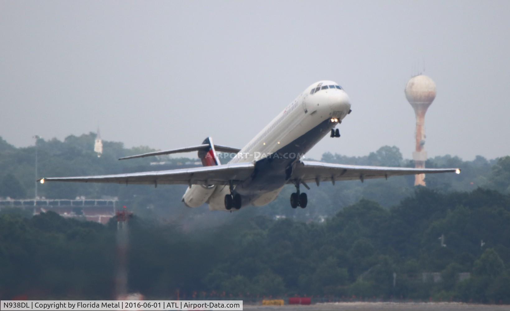 N938DL, 1989 McDonnell Douglas MD-88 C/N 49811, Delta