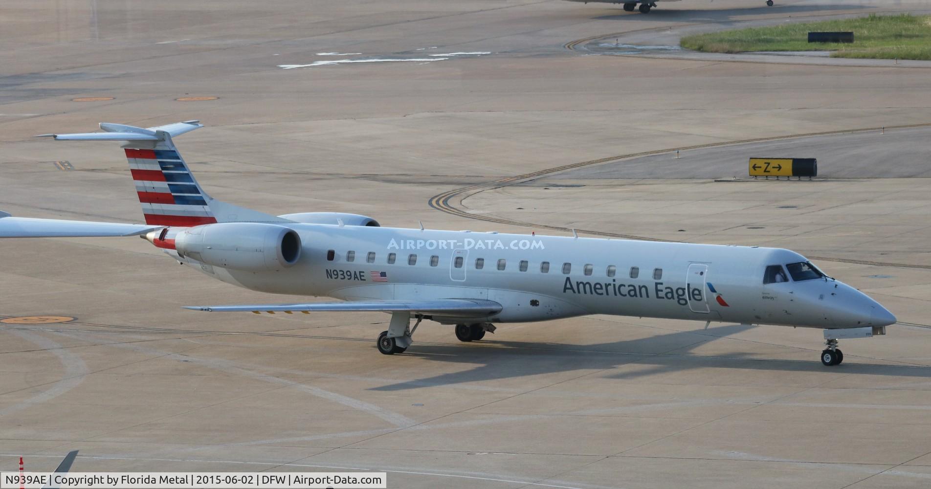 N939AE, 2005 Embraer ERJ-145LR (EMB-145LR) C/N 14500923, American Eagle
