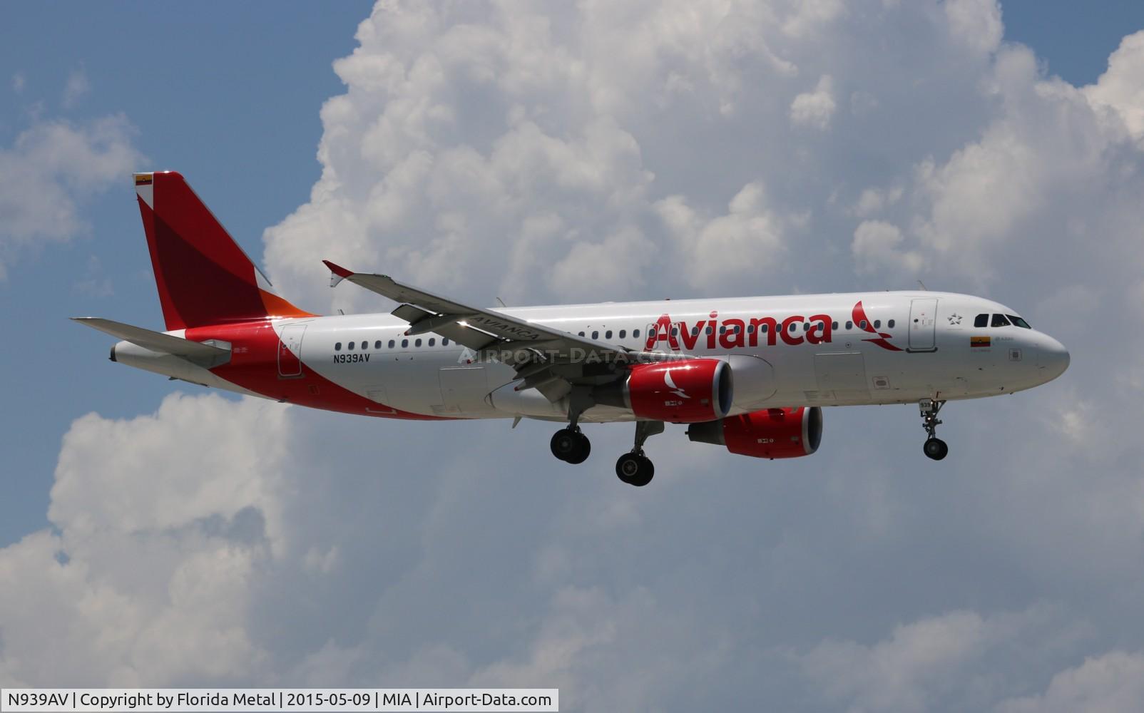 N939AV, 2011 Airbus A320-214 C/N 4939, Avianca