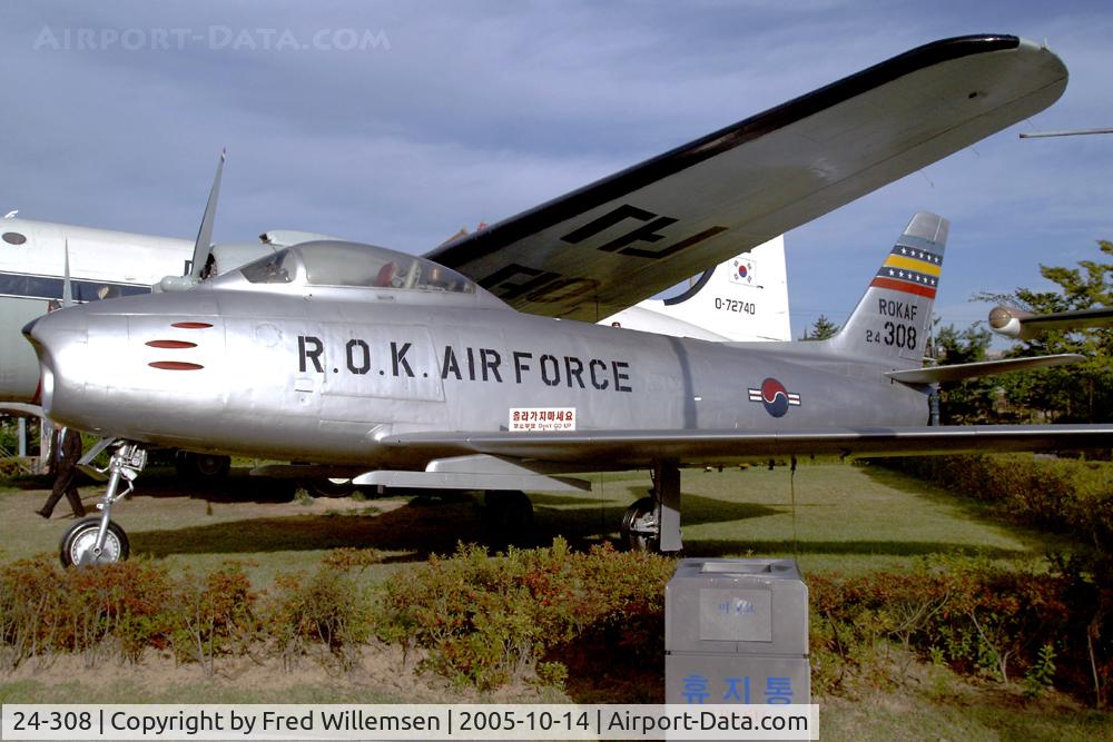 24-308, North American F-86F Sabre C/N 191-4, Seoul War Memorial
