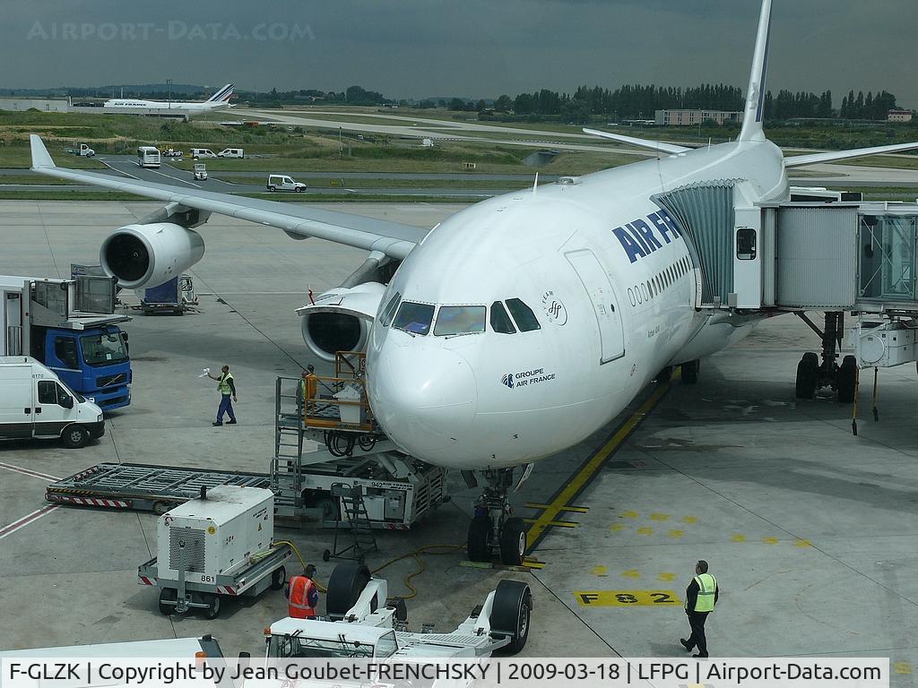 F-GLZK, 1997 Airbus A340-313X C/N 207, Air France to Le Caire