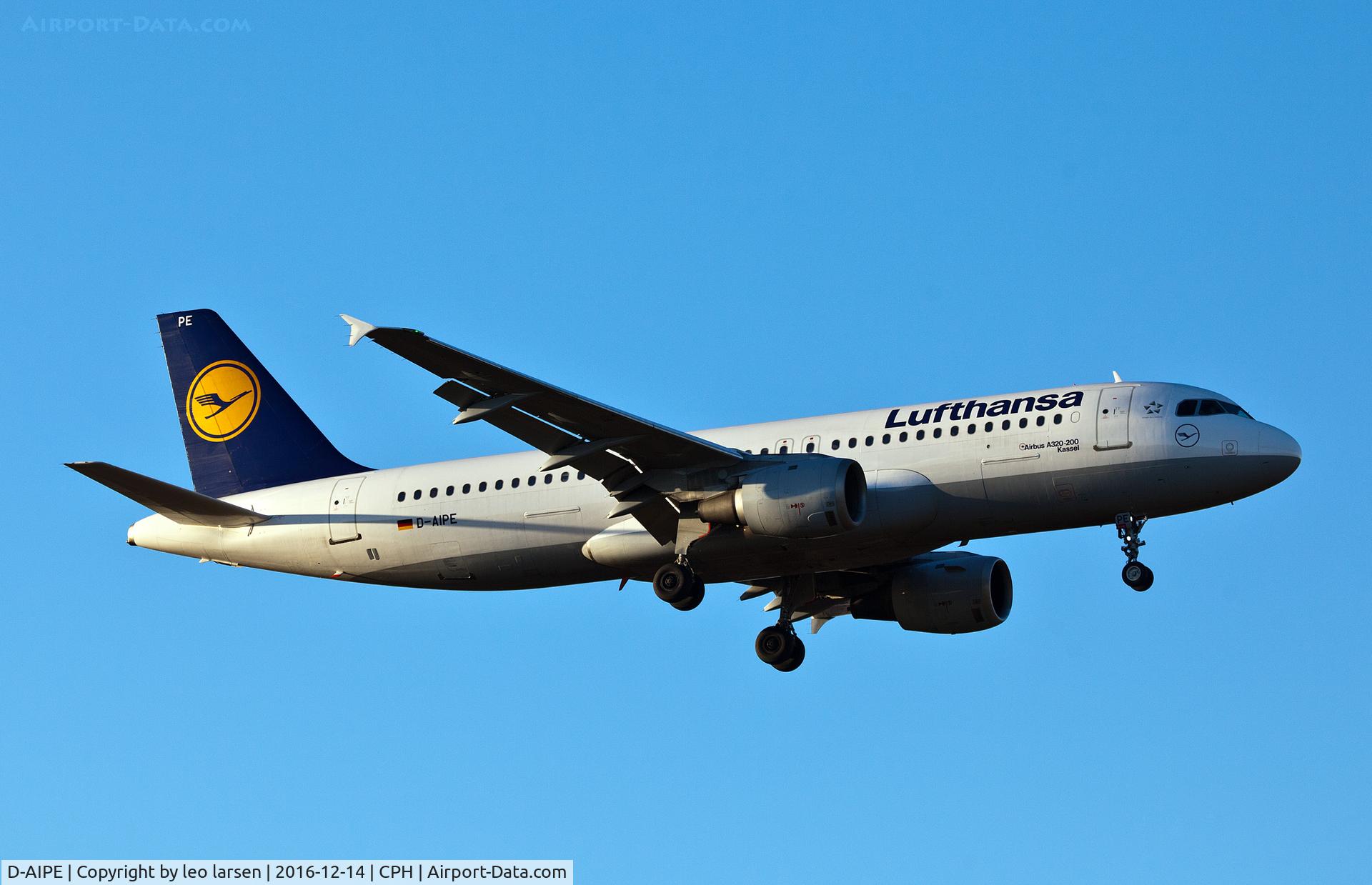 D-AIPE, 1989 Airbus A320-211 C/N 0078, Copenhagen 14.12.16 app to R-04L