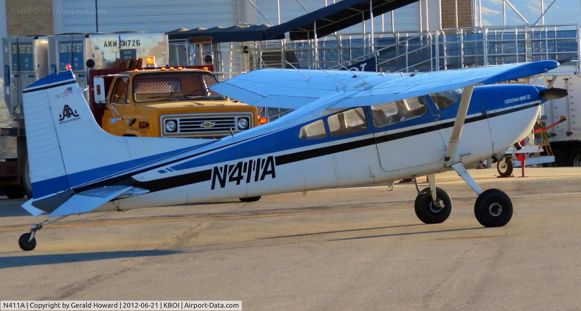 N411A, 1979 Cessna A185F Skywagon 185 C/N 18503748, Parked on the back country ramp.