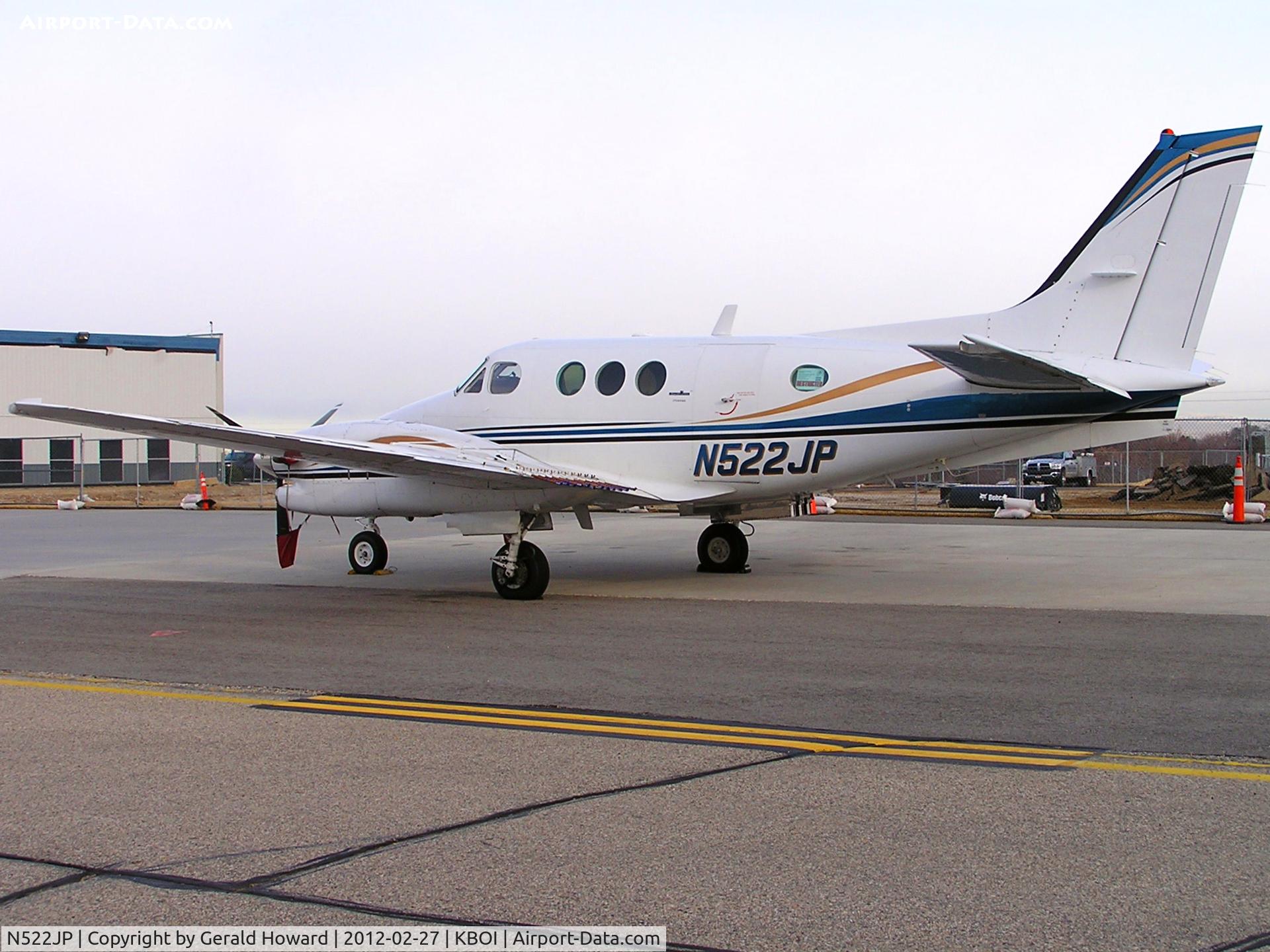 N522JP, 1991 Beech C90A King Air C/N LJ-1289, Rain/snow seeding equipment off wing and bottom.