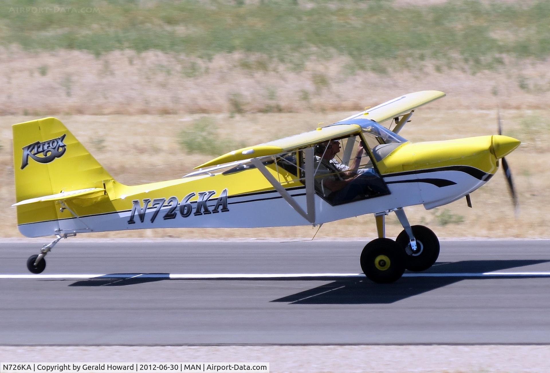 N726KA, Foxair Kitfox Light Sport C/N KA09046153, Starting take off roll