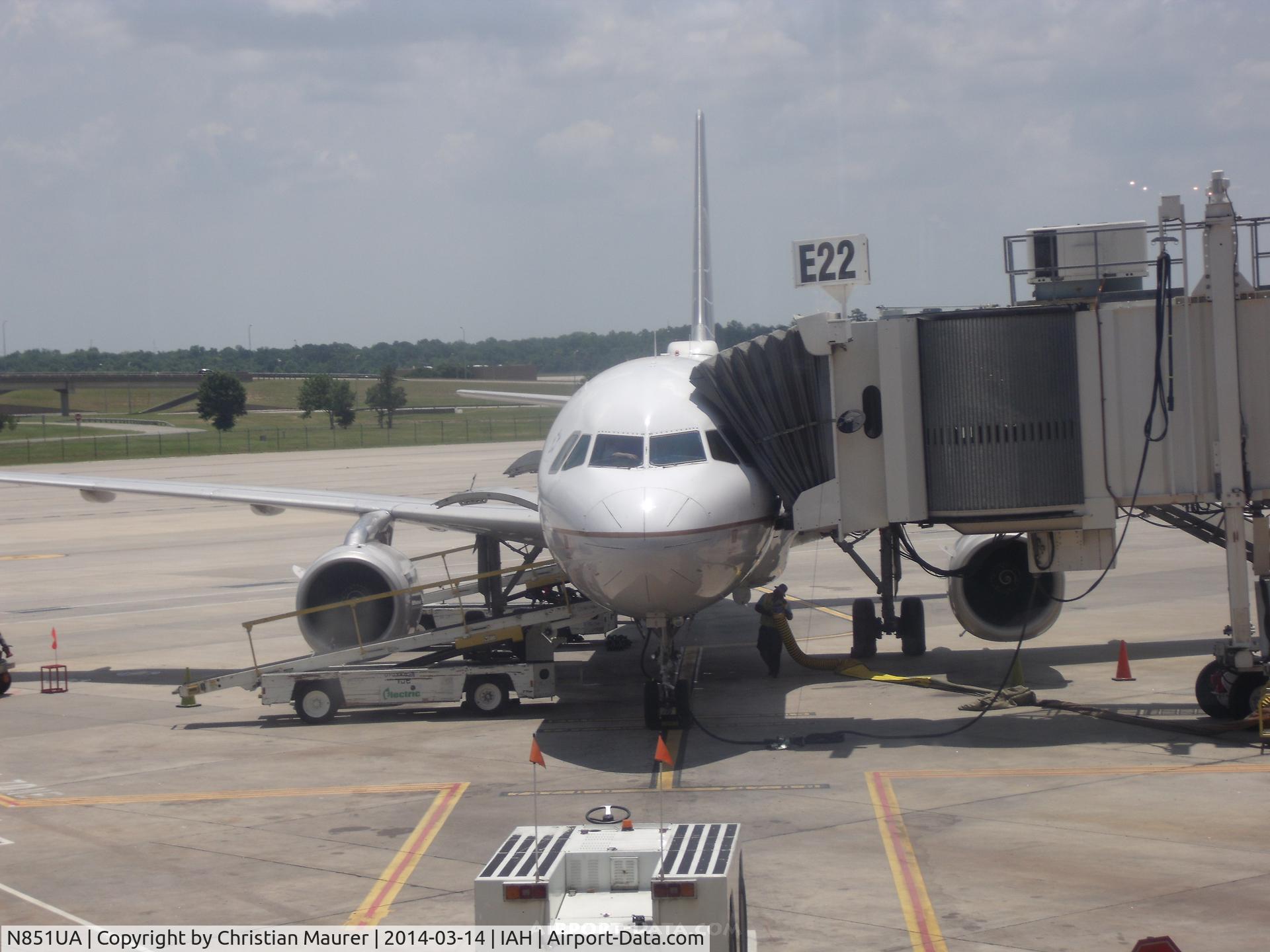 N851UA, 2002 Airbus A319-131 C/N 1664, Airbus A319
