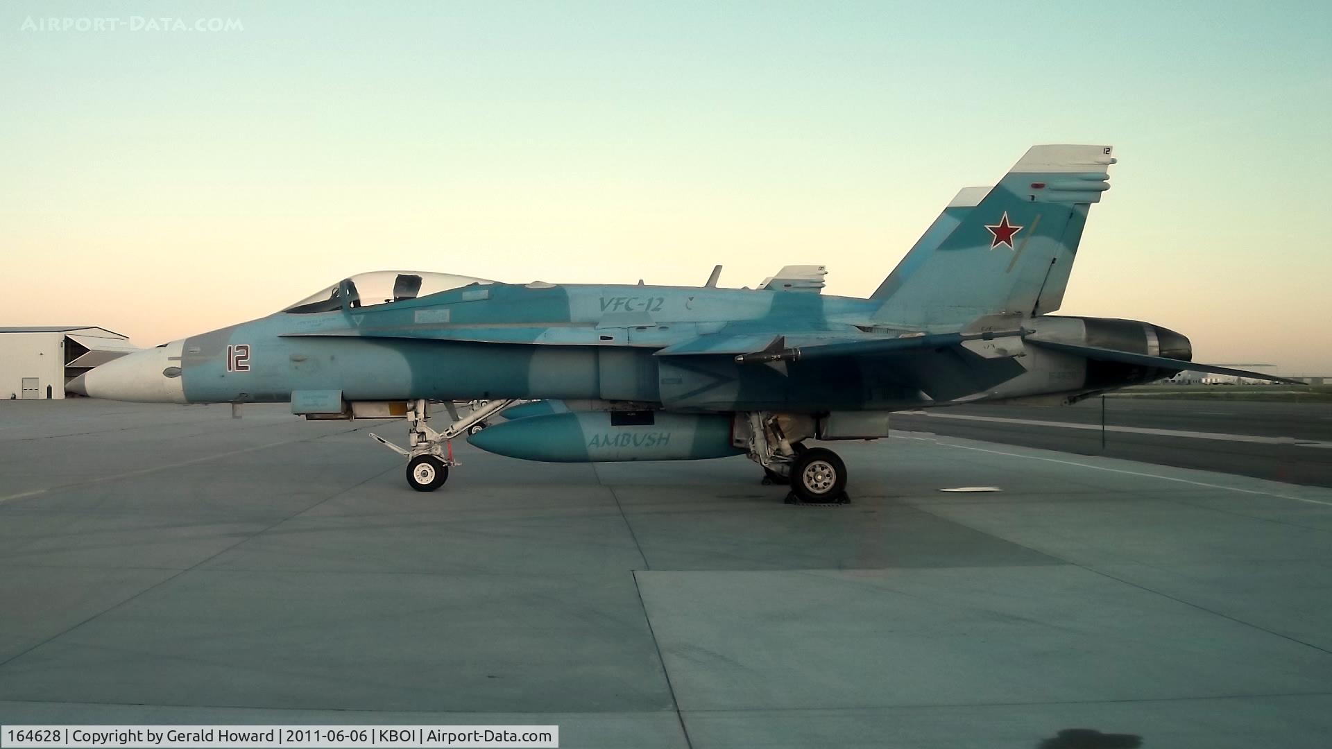 164628, 1991 McDonnell Douglas F/A-18C Hornet C/N 1045/C257, Early morning photo. VFC-12 
