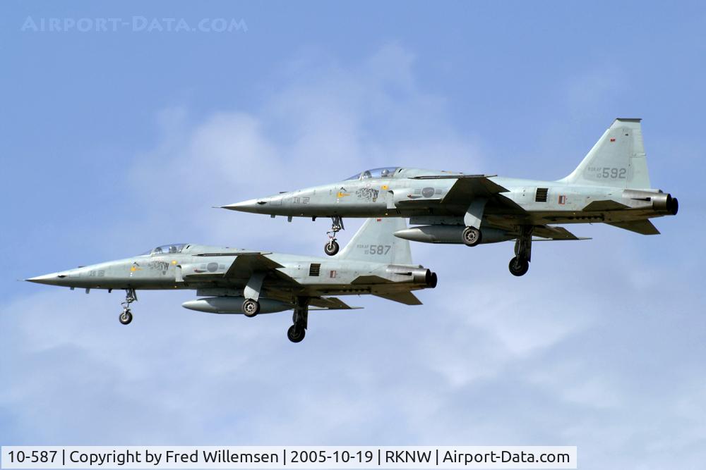 10-587, Northrop (KAI) KF-5E C/N KE1030, 28FW aircraft