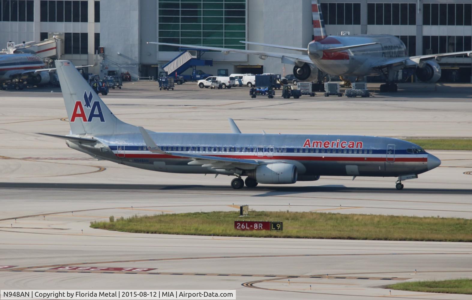 N948AN, 2000 Boeing 737-823 C/N 30086, American