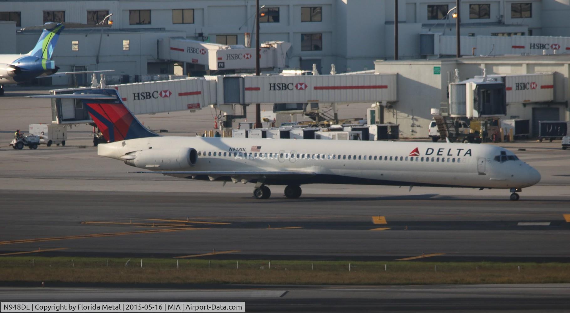 N948DL, 1989 McDonnell Douglas MD-88 C/N 49879, Delta