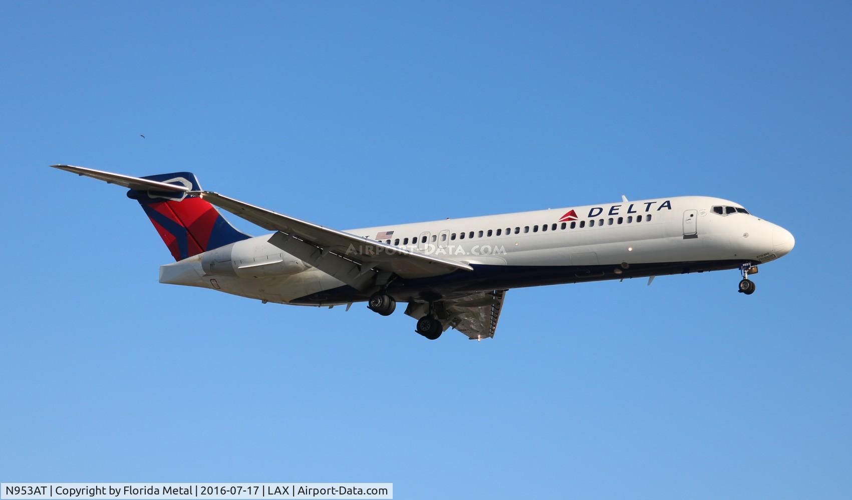 N953AT, 2000 Boeing 717-200 C/N 55015, Delta