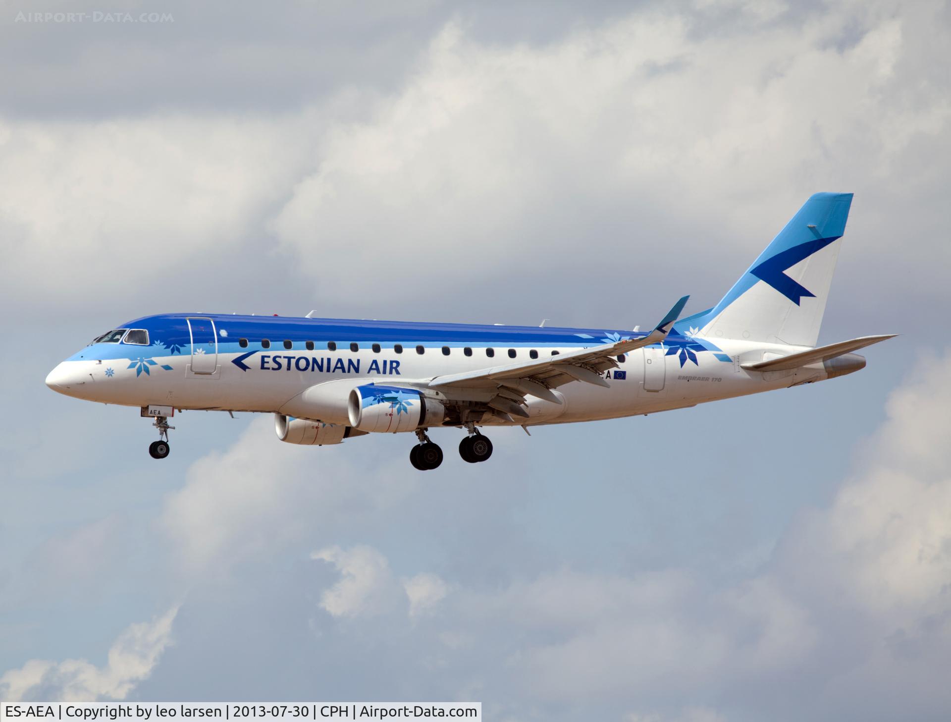 ES-AEA, 2005 Embraer 170LR (ERJ-170-100LR) C/N 17000093, Copenhagen 30.7.13