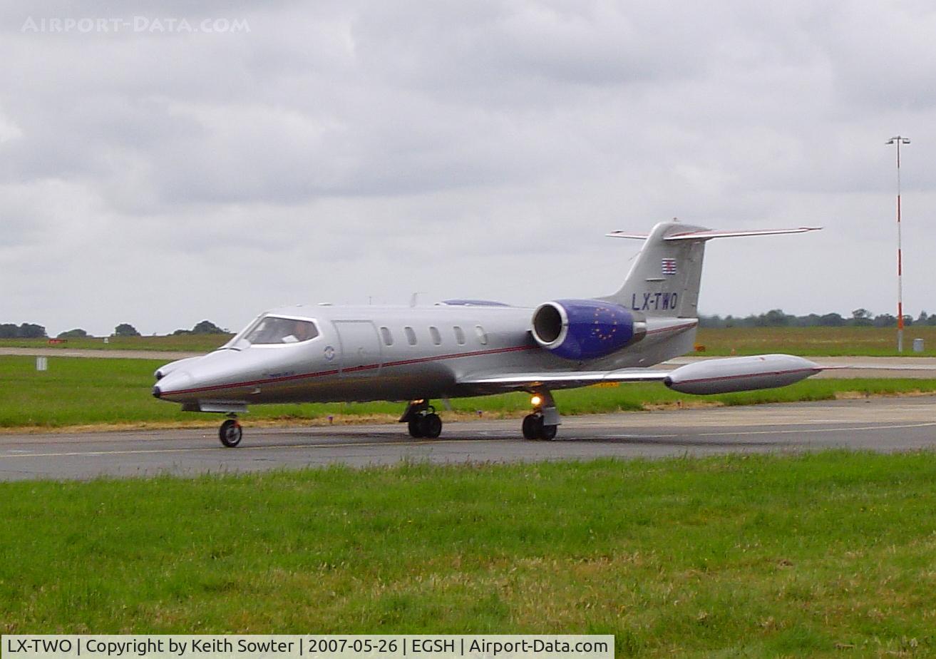 LX-TWO, 1986 Learjet 35A C/N 35-628, Taxying for departure