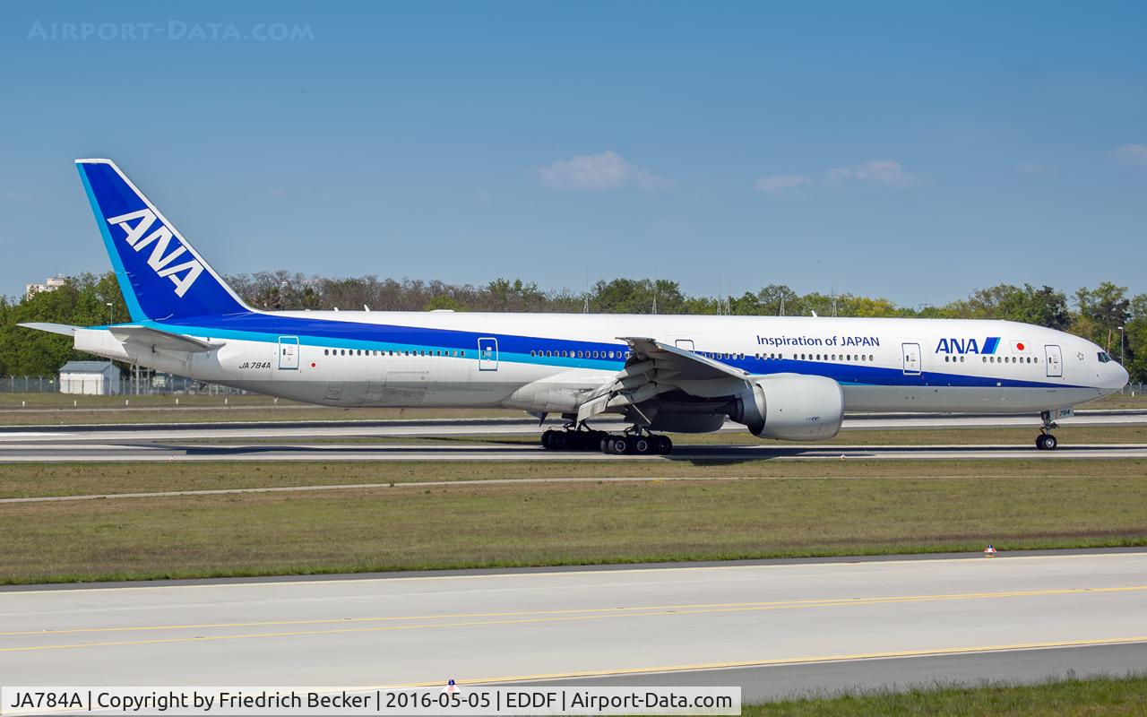 JA784A, 2009 Boeing 777-381/ER C/N 37950, taxying to the gate